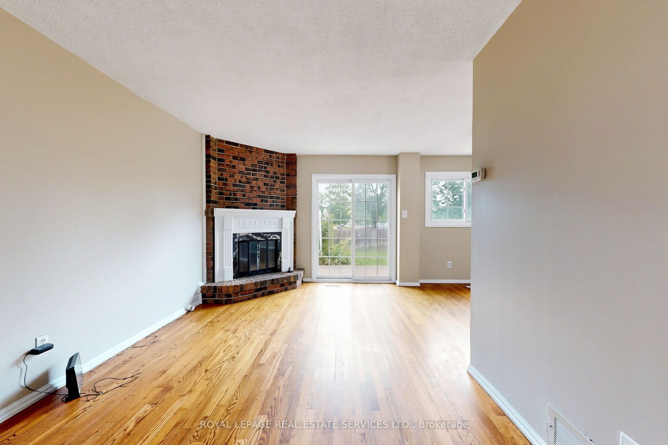 37 Woodsview Avenue Property Photo 7