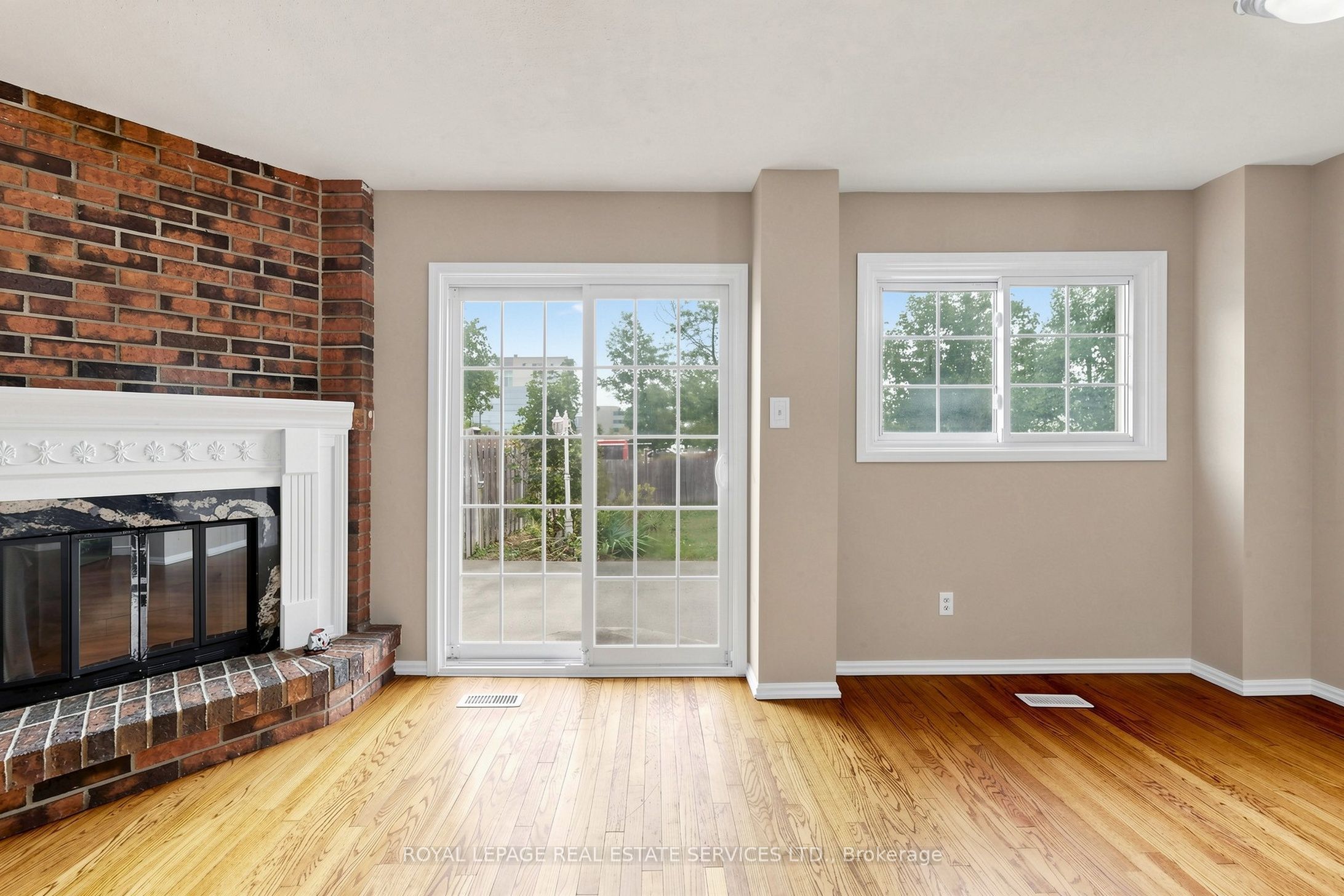 37 Woodsview Avenue Property Photo 10