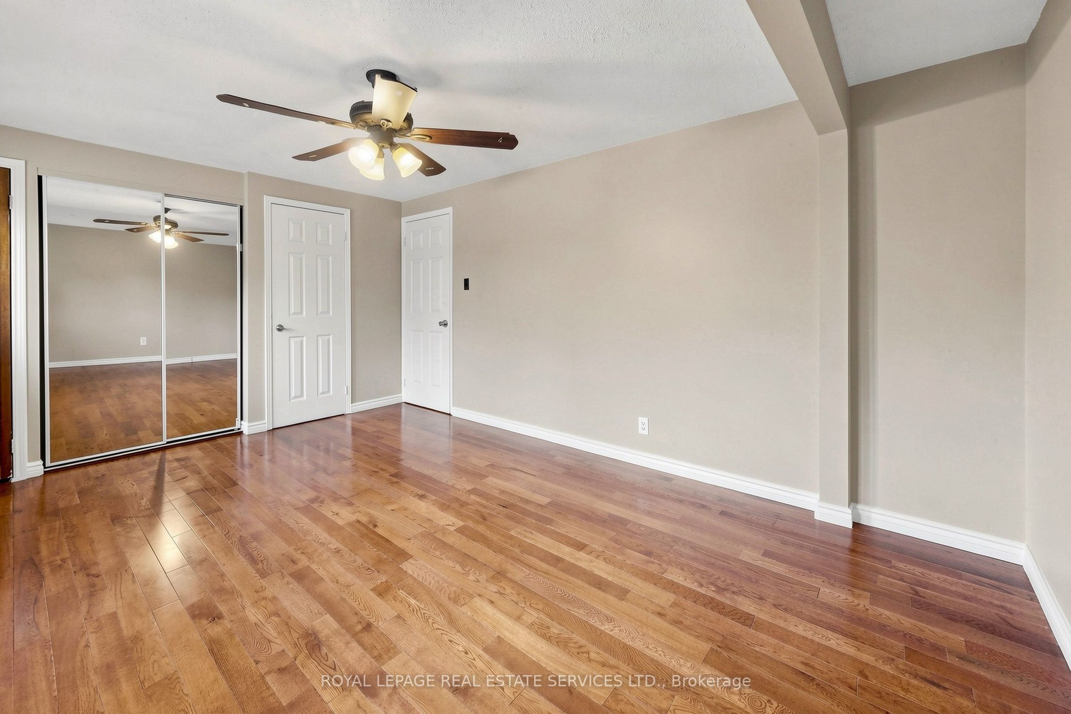 37 Woodsview Avenue Property Photo 29