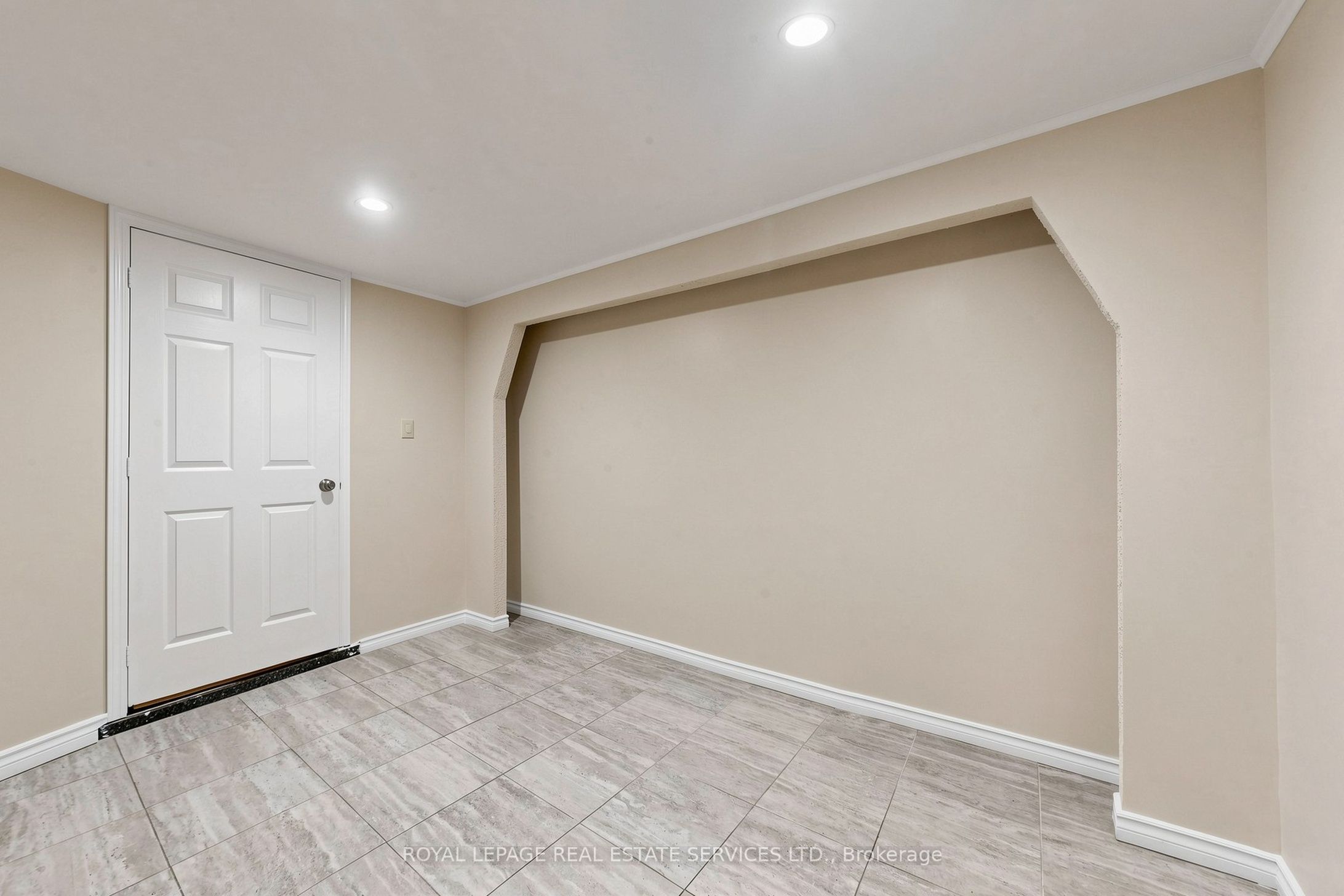 37 Woodsview Avenue Property Photo 46