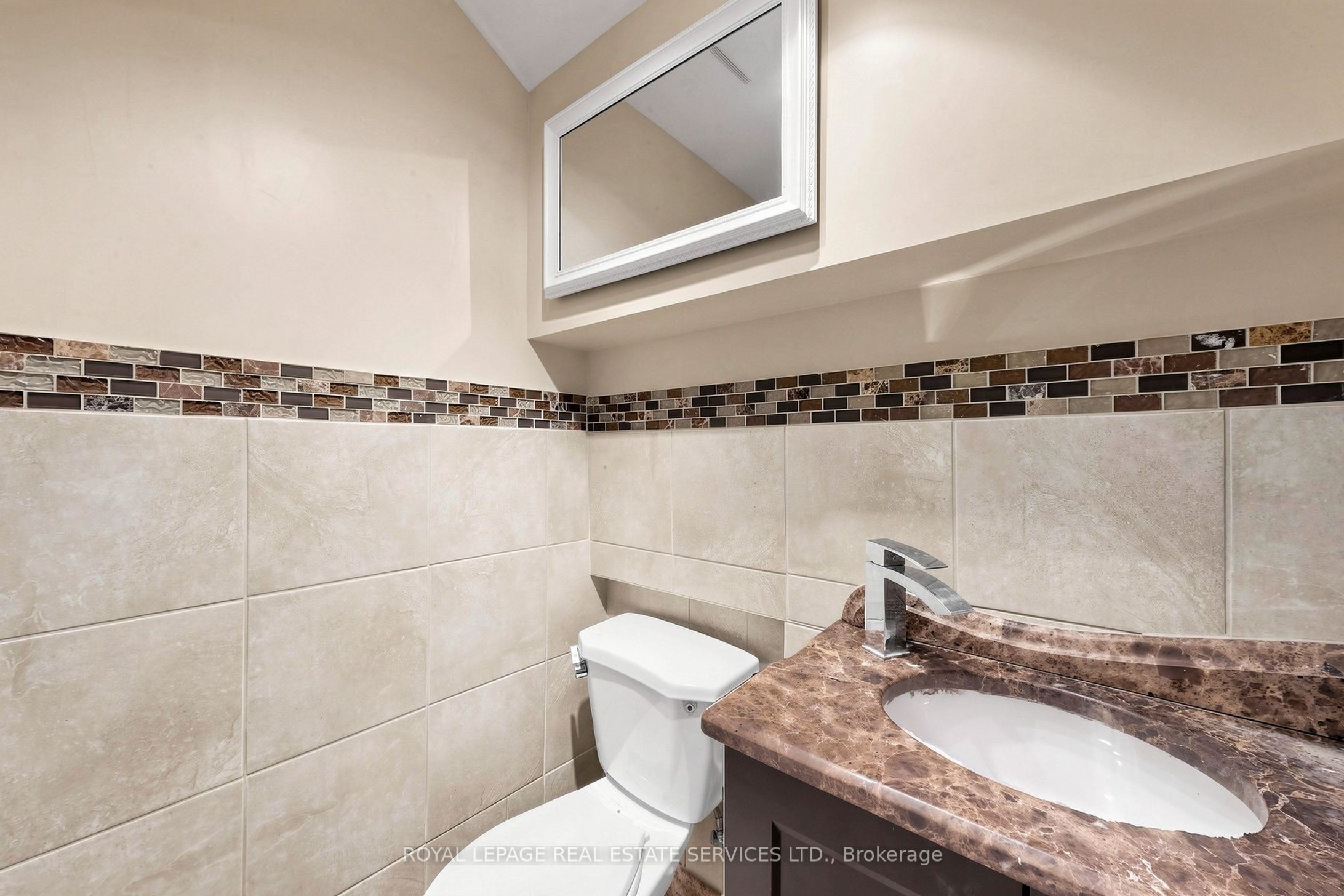 37 Woodsview Avenue Property Photo 47