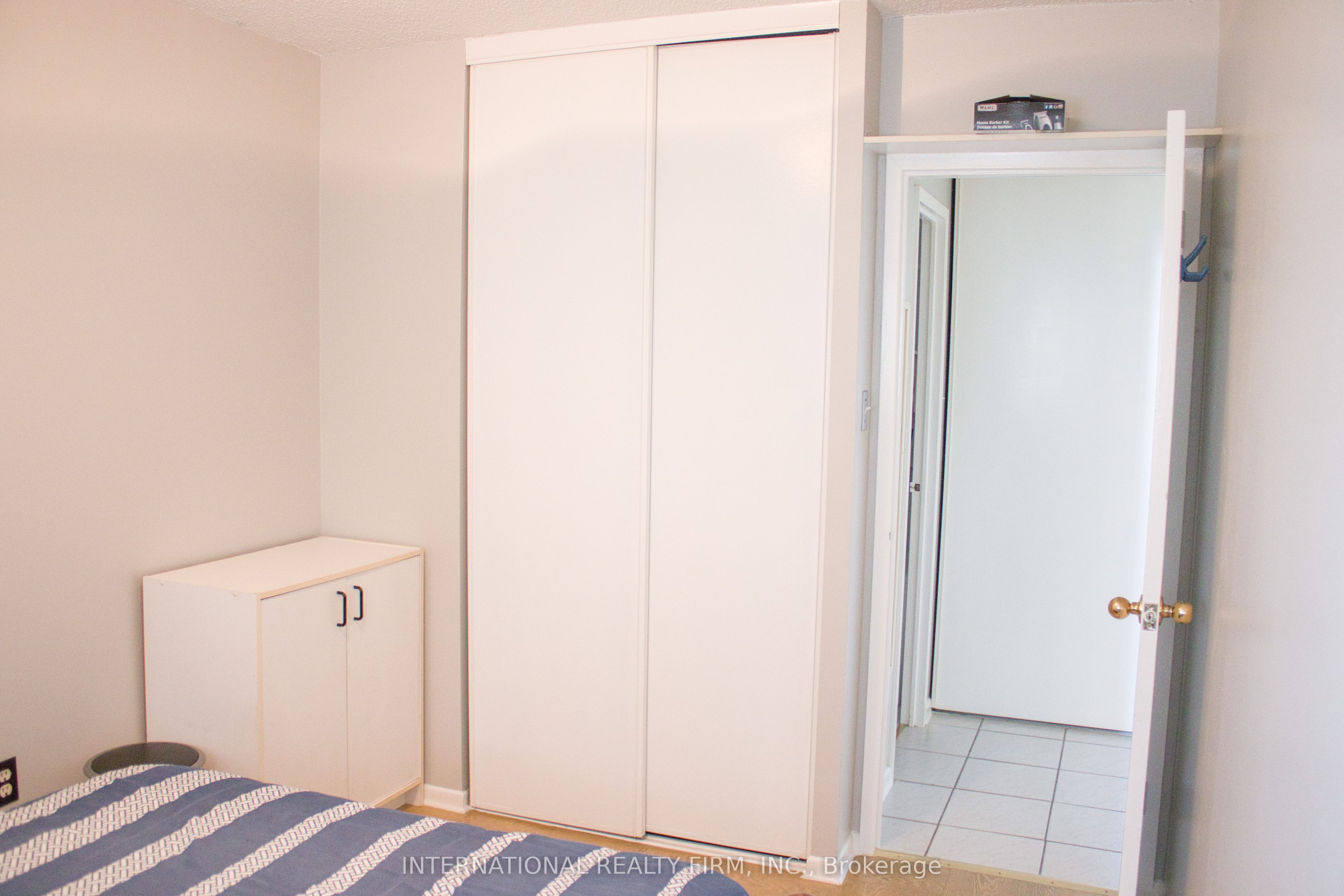 50 Lotherton Pathway 1111 Property Photo 11