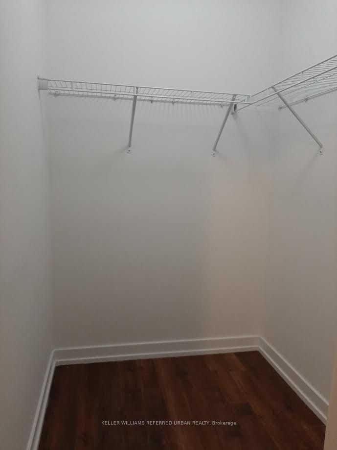 867 Wilson Avenue 3b Property Photo 5