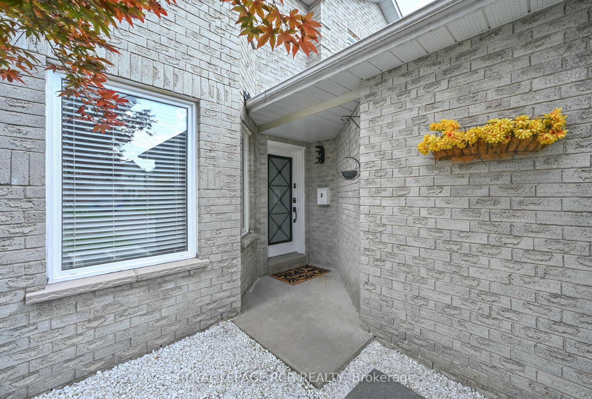 45 Fieldgate Drive Property Photo 4