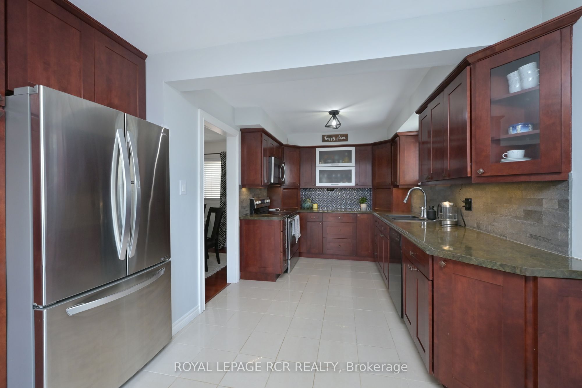 45 Fieldgate Drive Property Photo 8