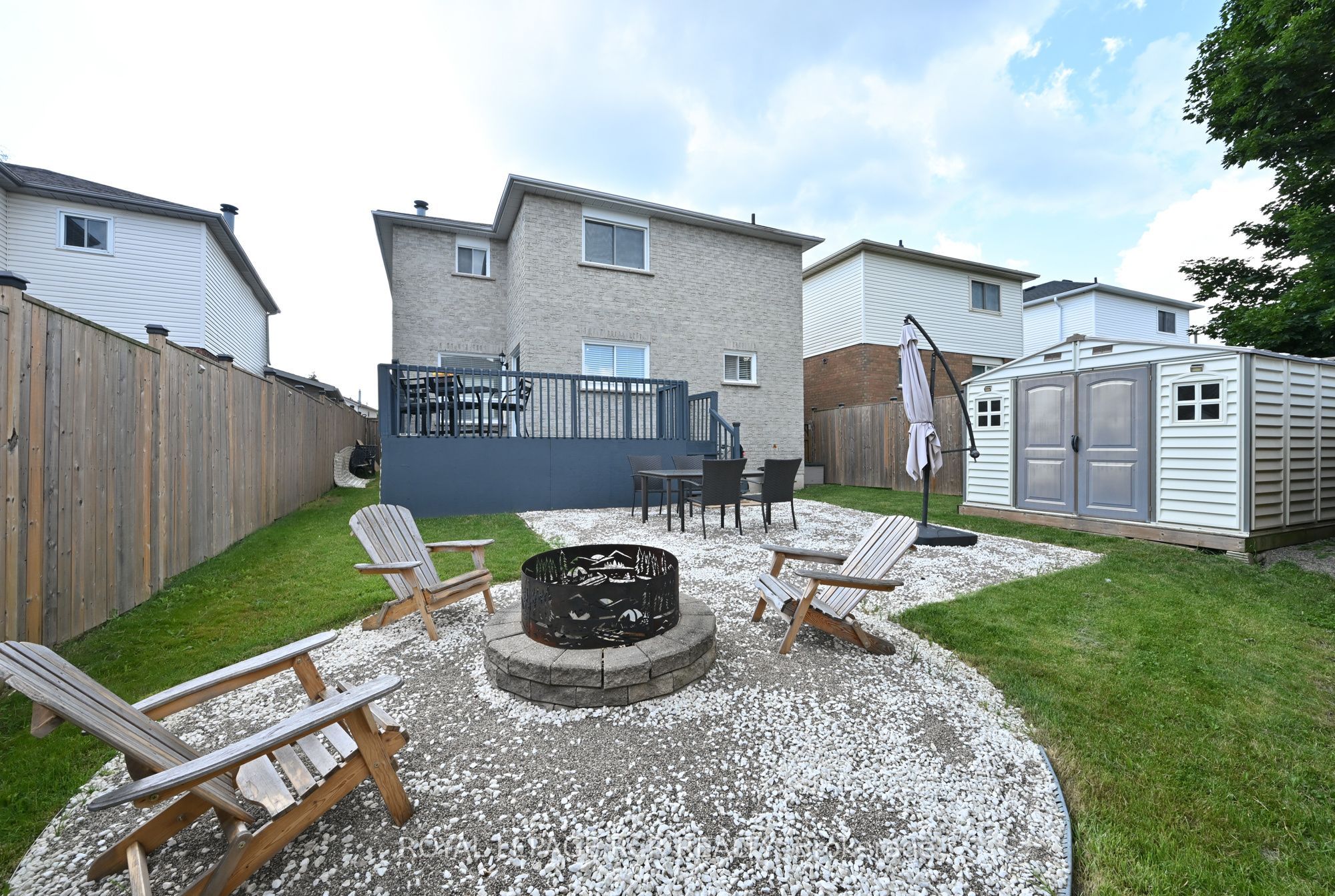 45 Fieldgate Drive Property Photo 39