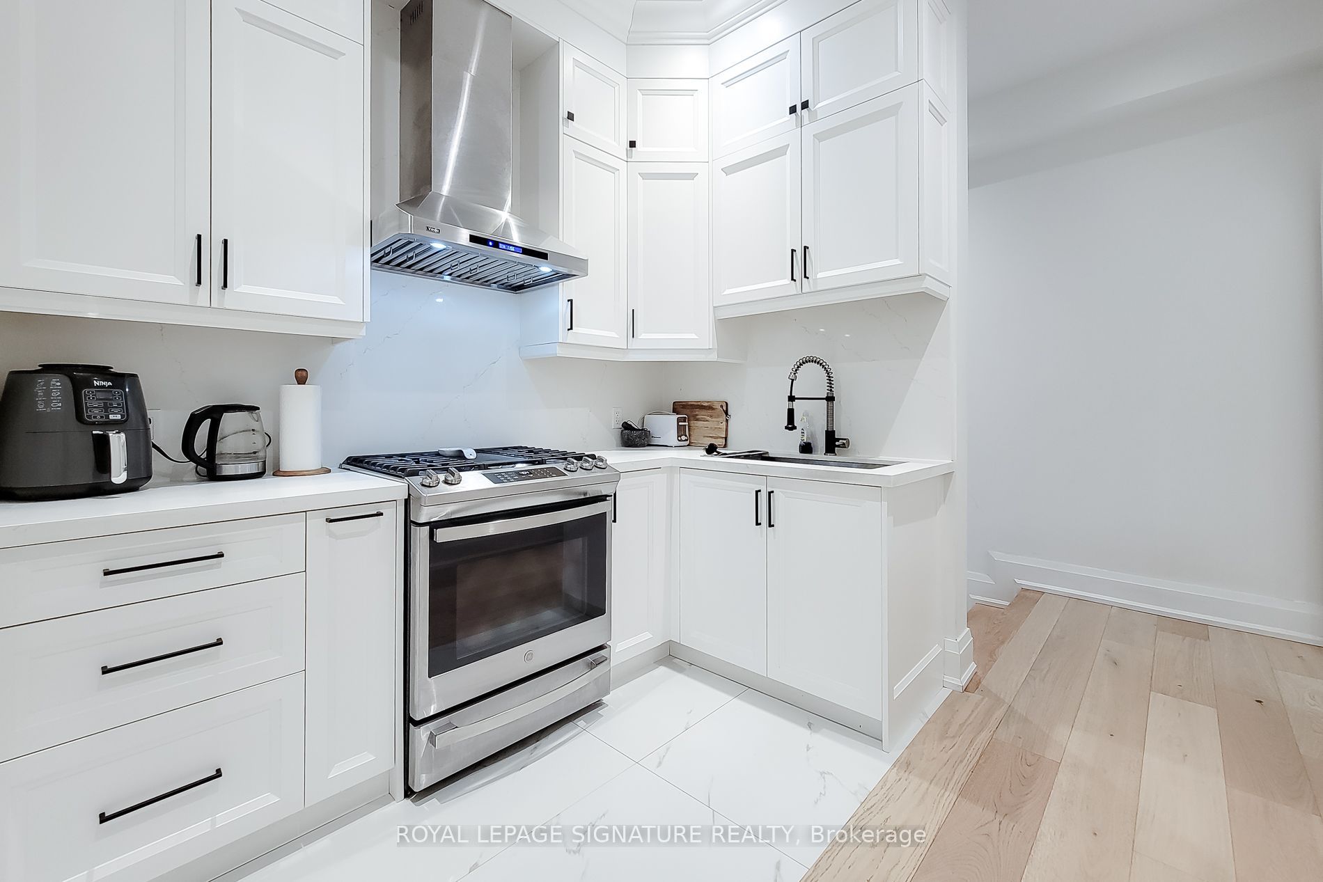 518 Sherin Drive Property Photo 11