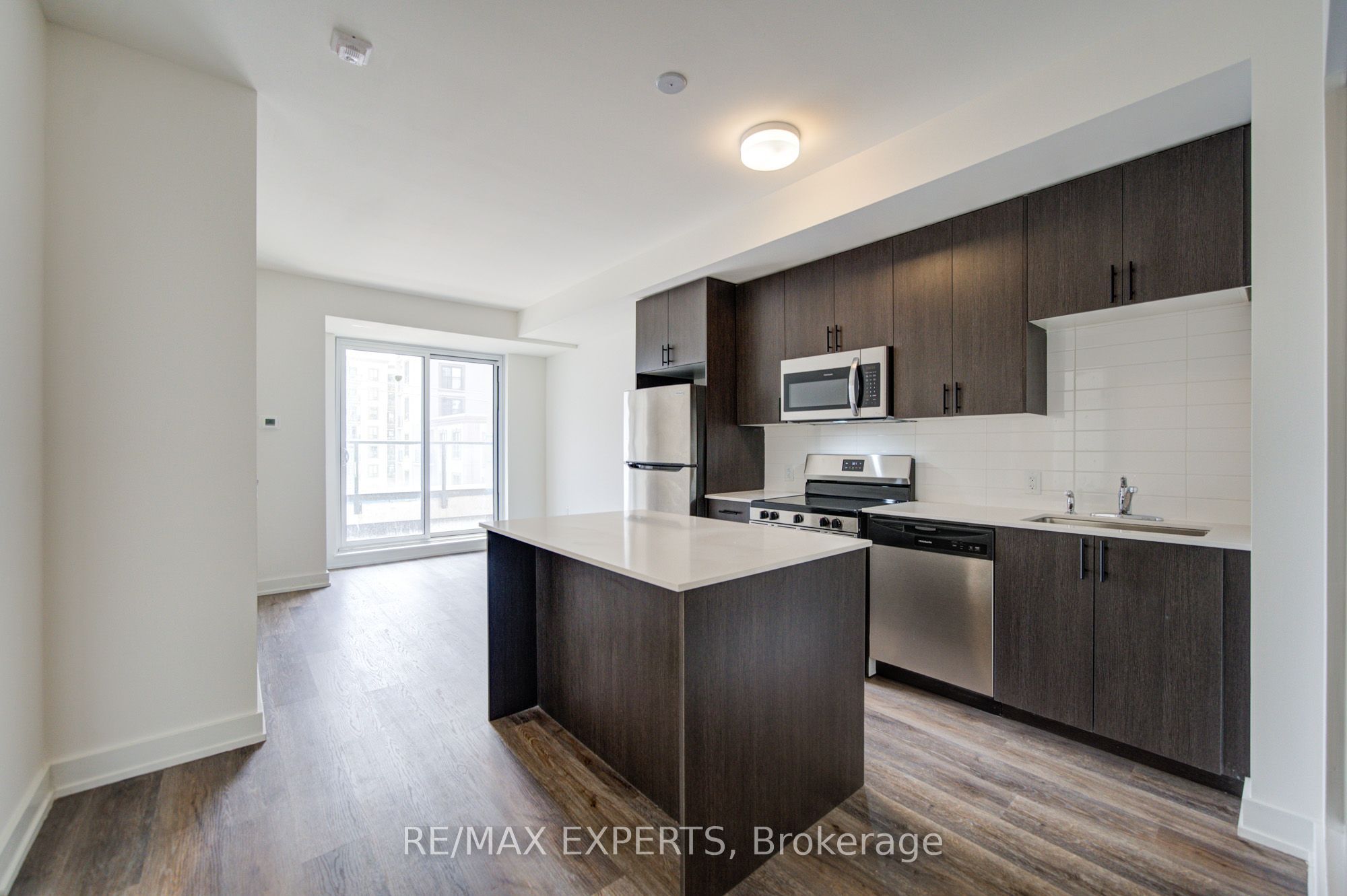 2475 Old Bronte Road 412 Property Photo 10