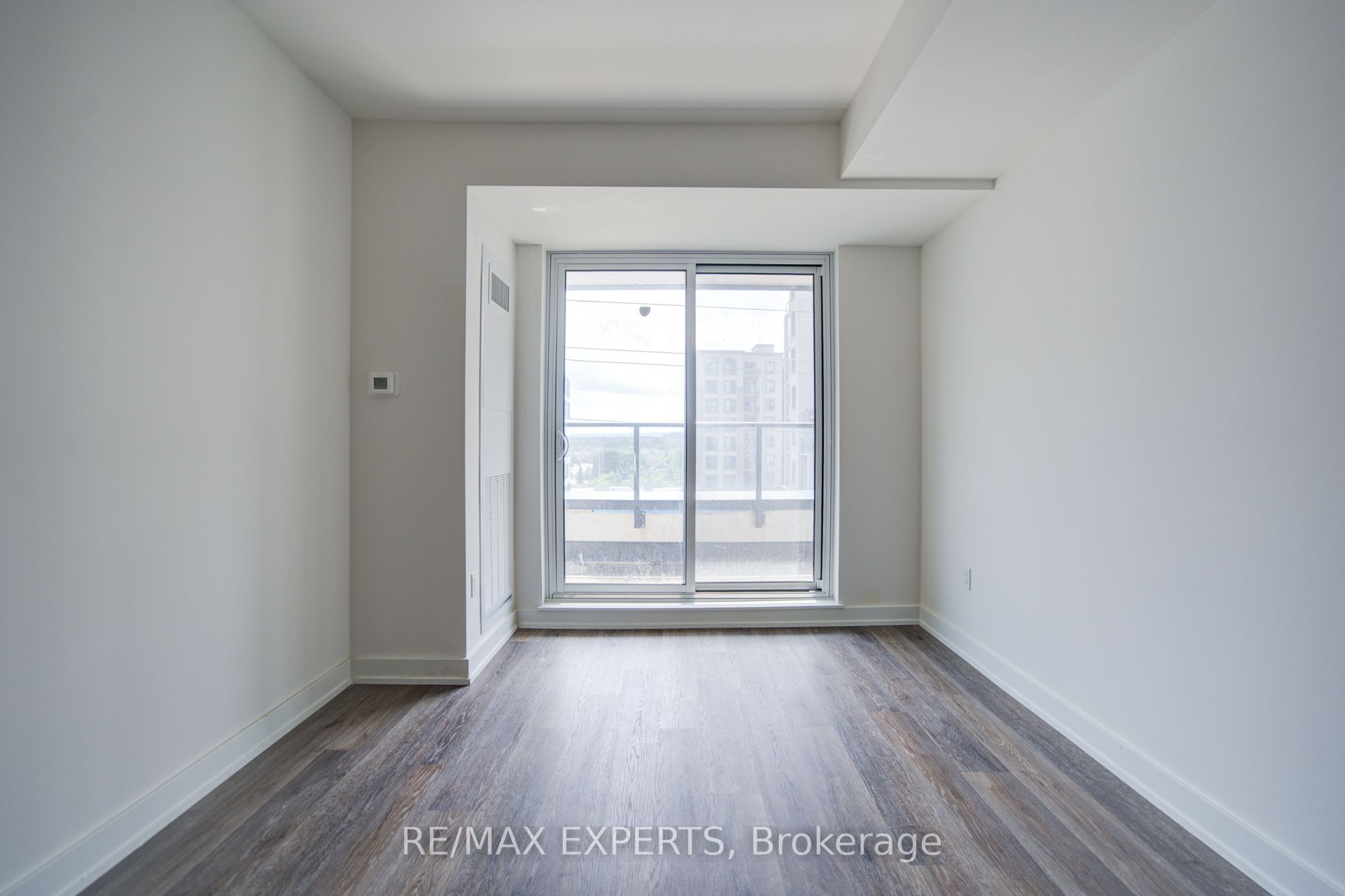2475 Old Bronte Road 412 Property Photo 14