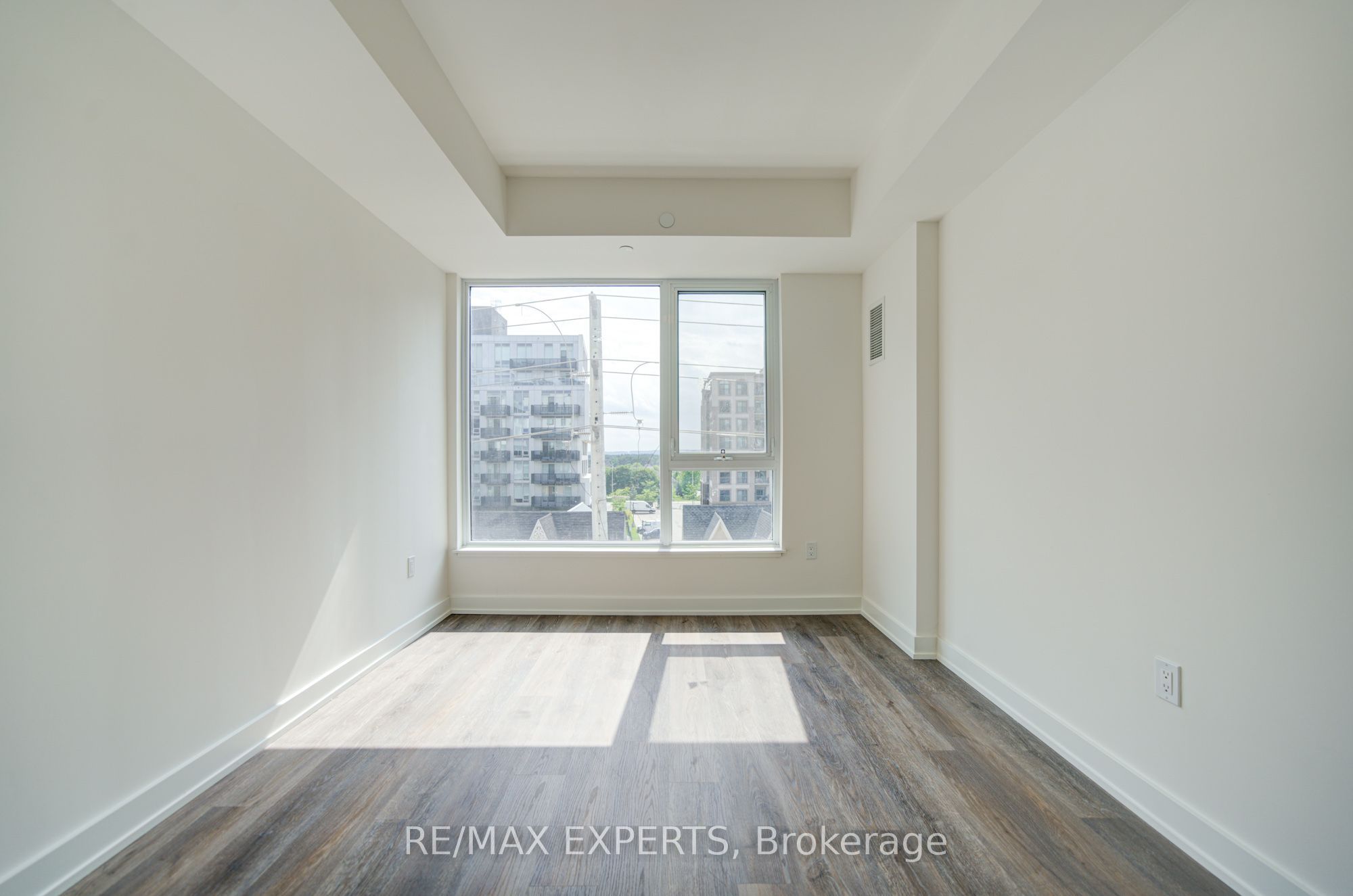 2475 Old Bronte Road 412 Property Photo 22