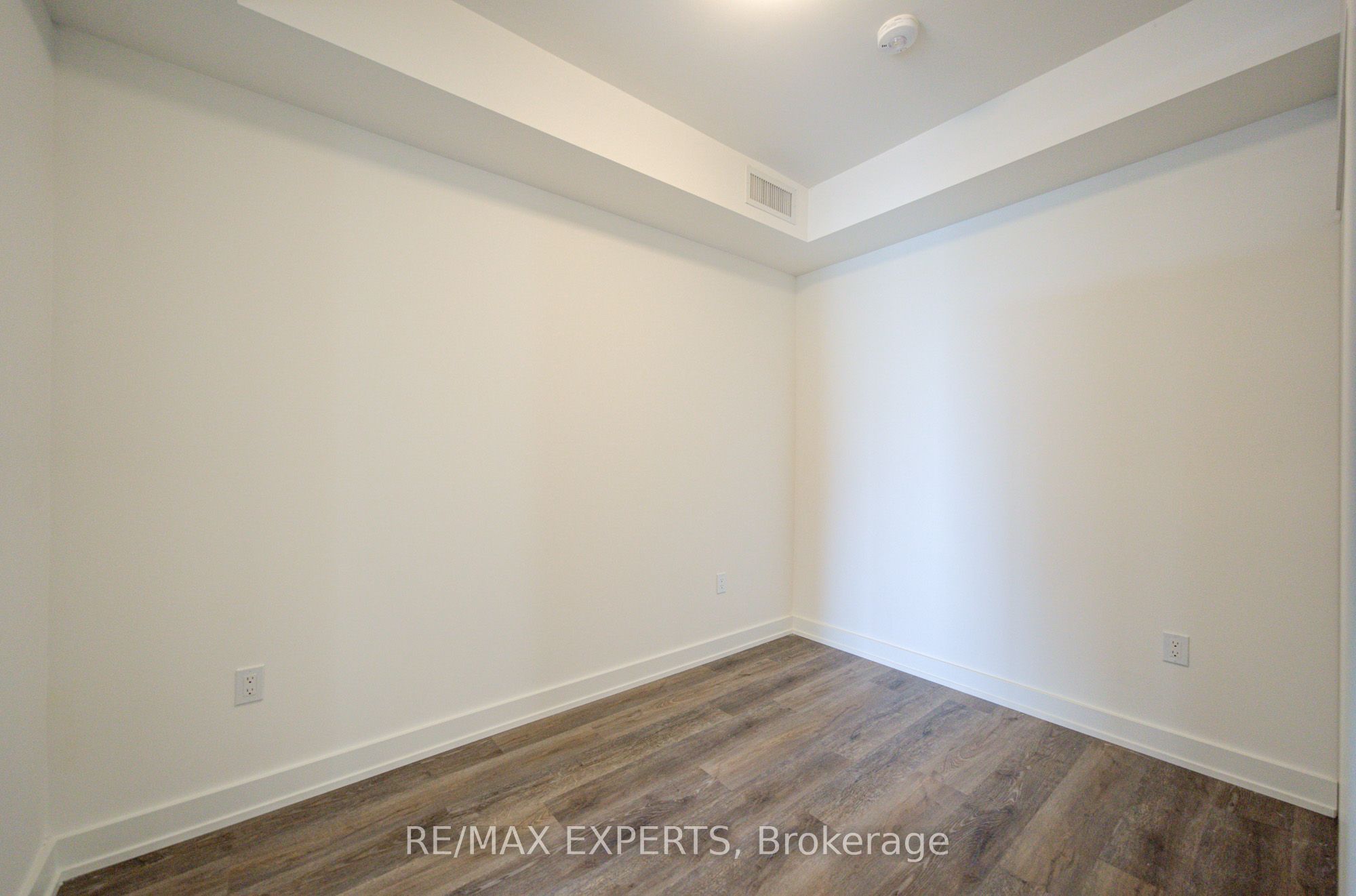 2475 Old Bronte Road 412 Property Photo 27