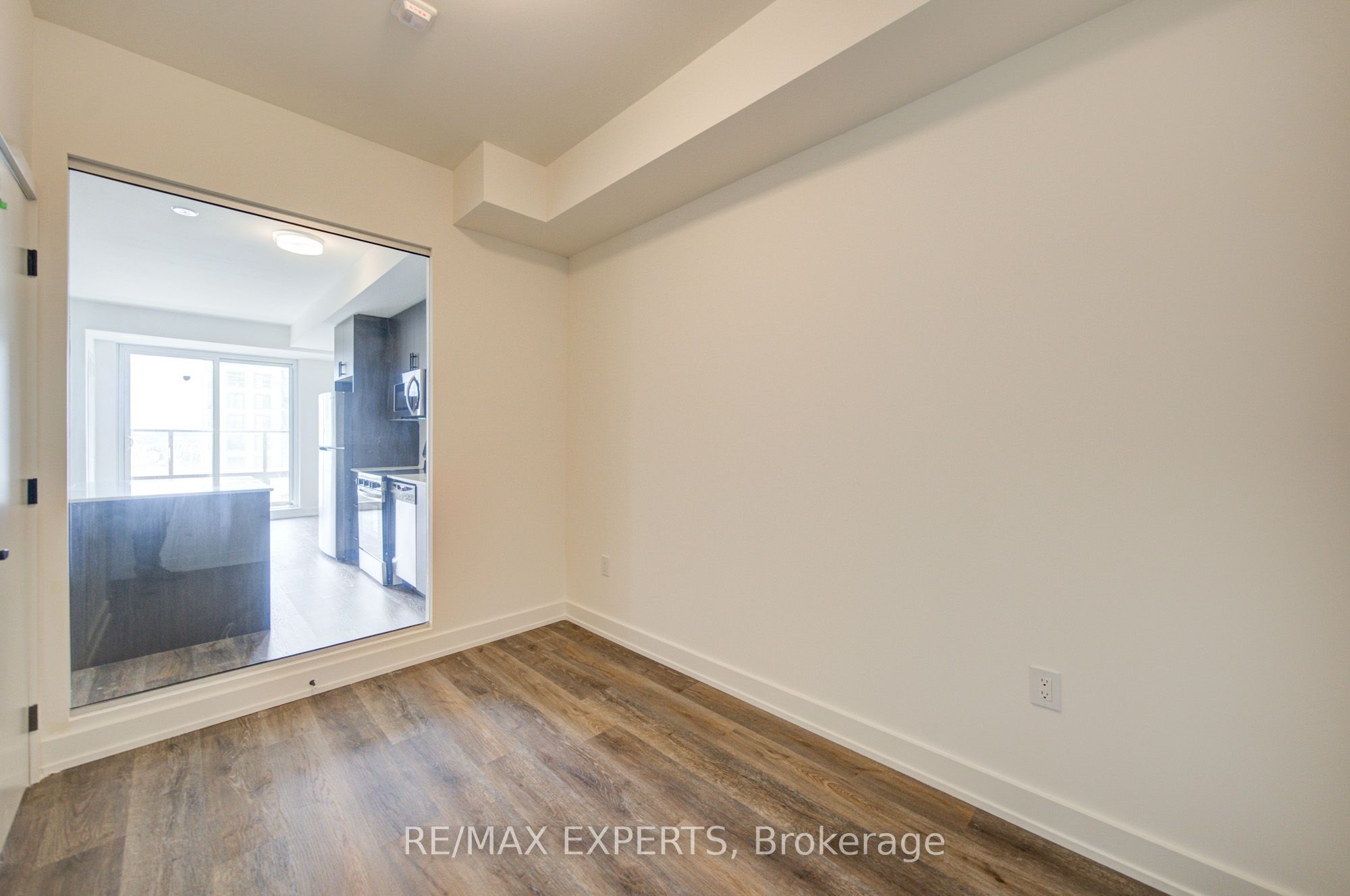 2475 Old Bronte Road 412 Property Photo 28