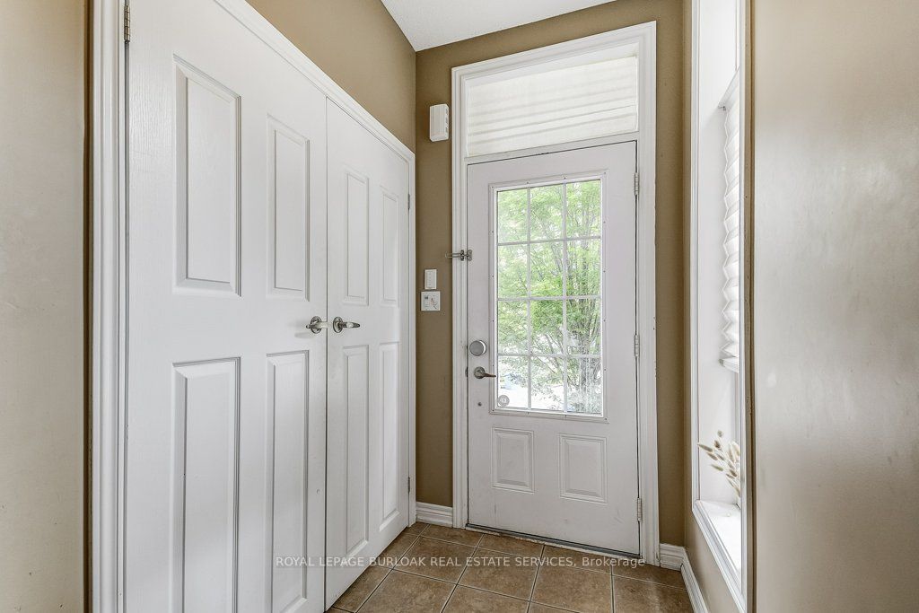 4165 Upper Middle Road 13 Property Photo 4