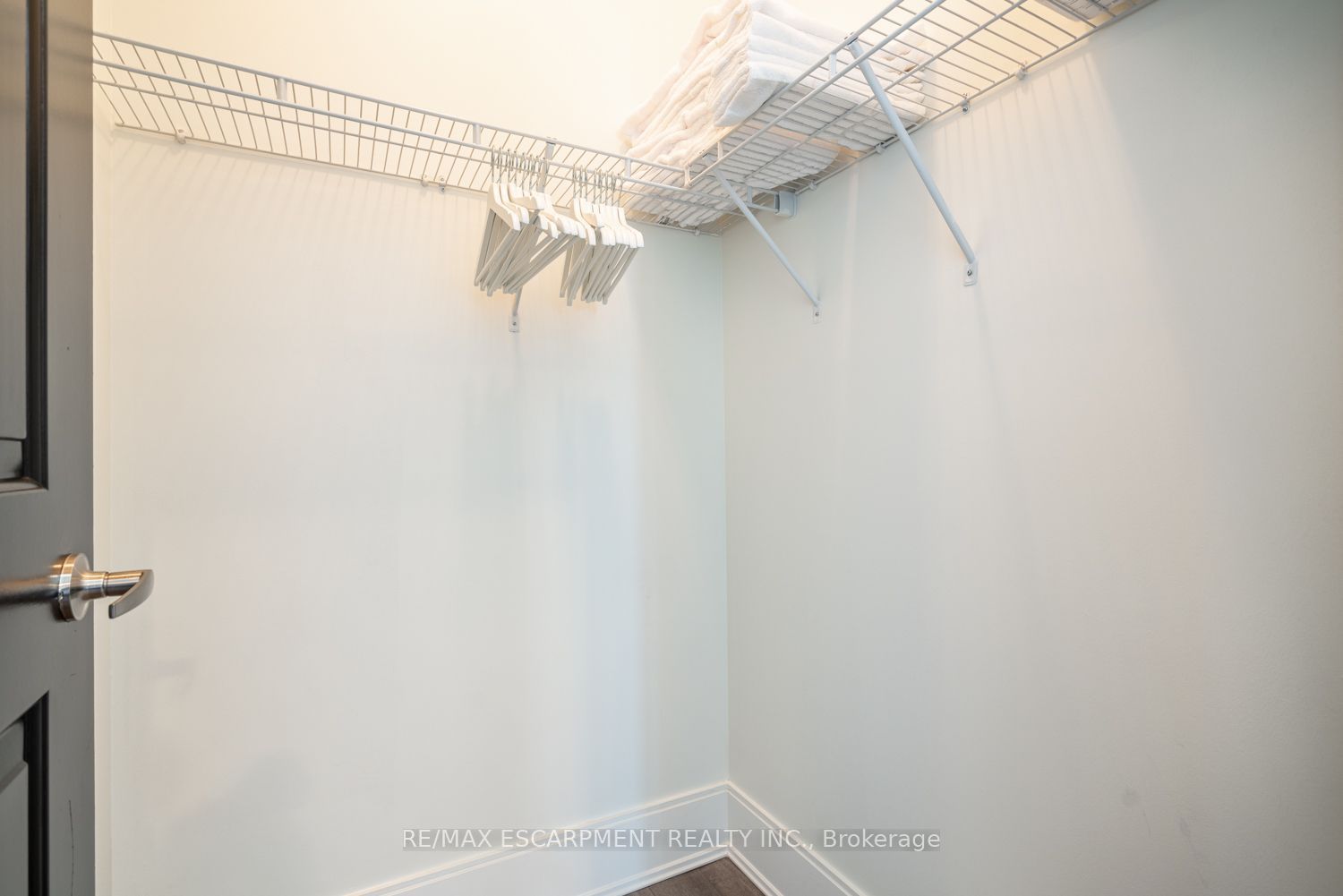 330 Burnhamthorpe Road Ph5 Property Photo 27