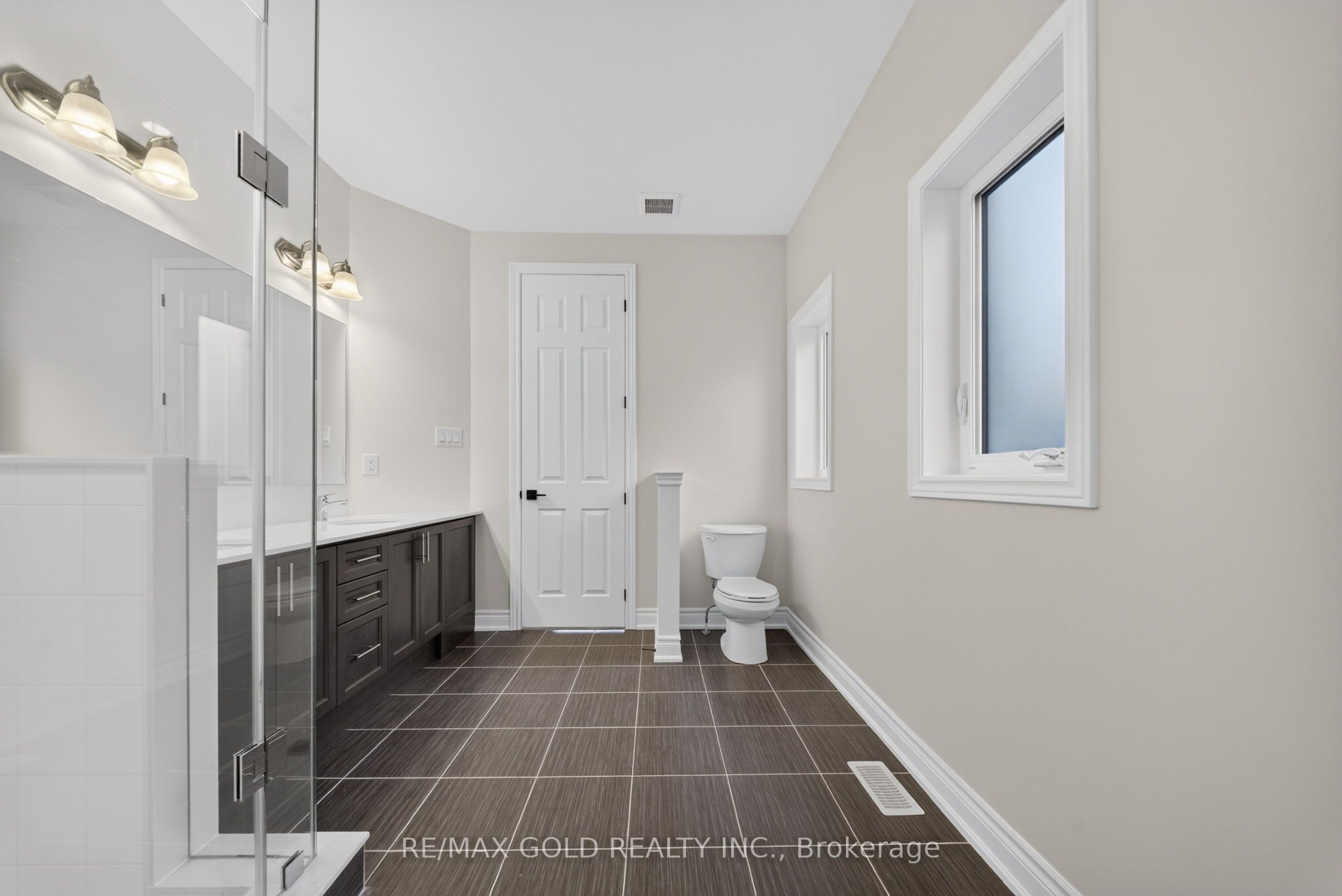 11 Keyworth Crescent Property Photo 30