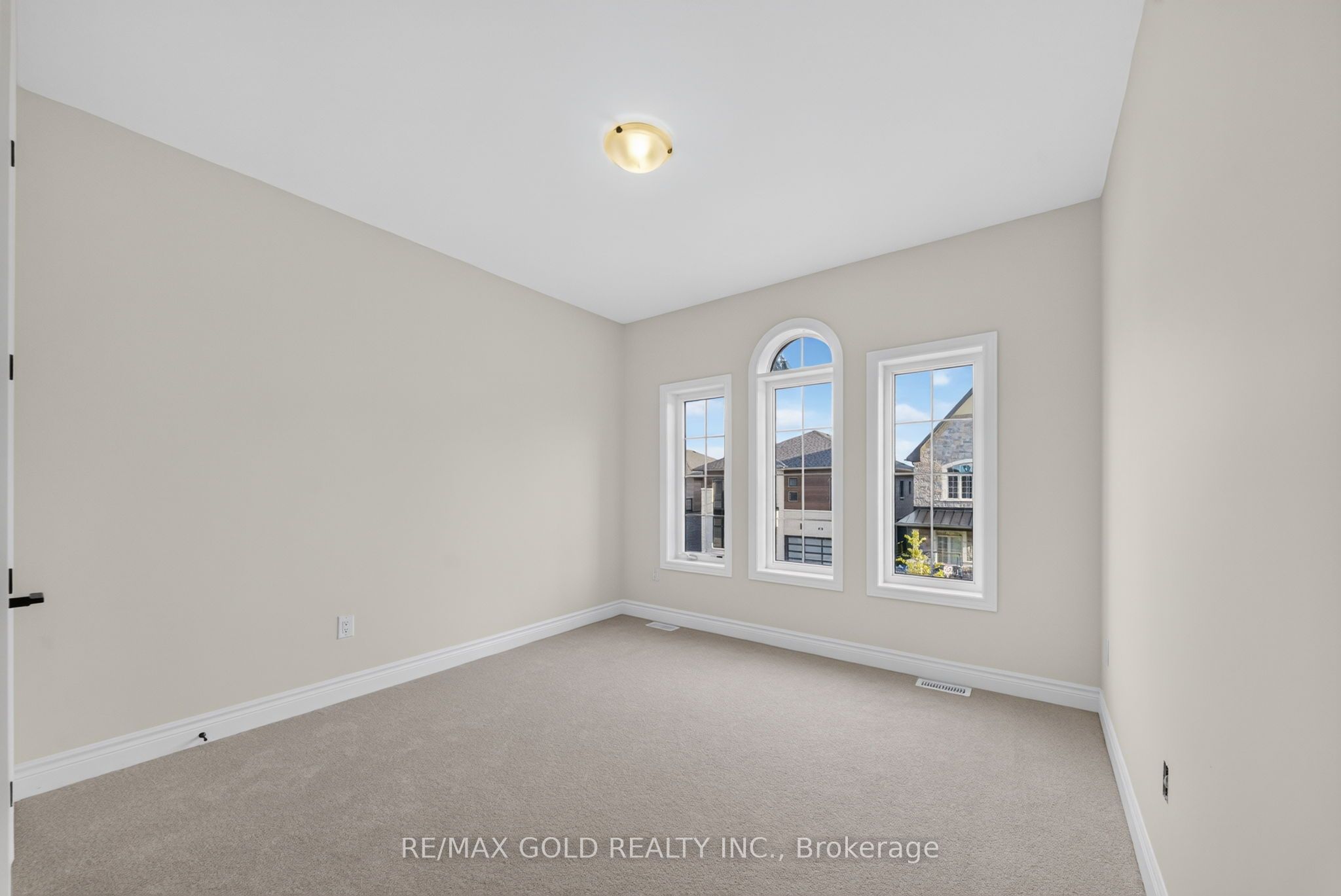 11 Keyworth Crescent Property Photo 32