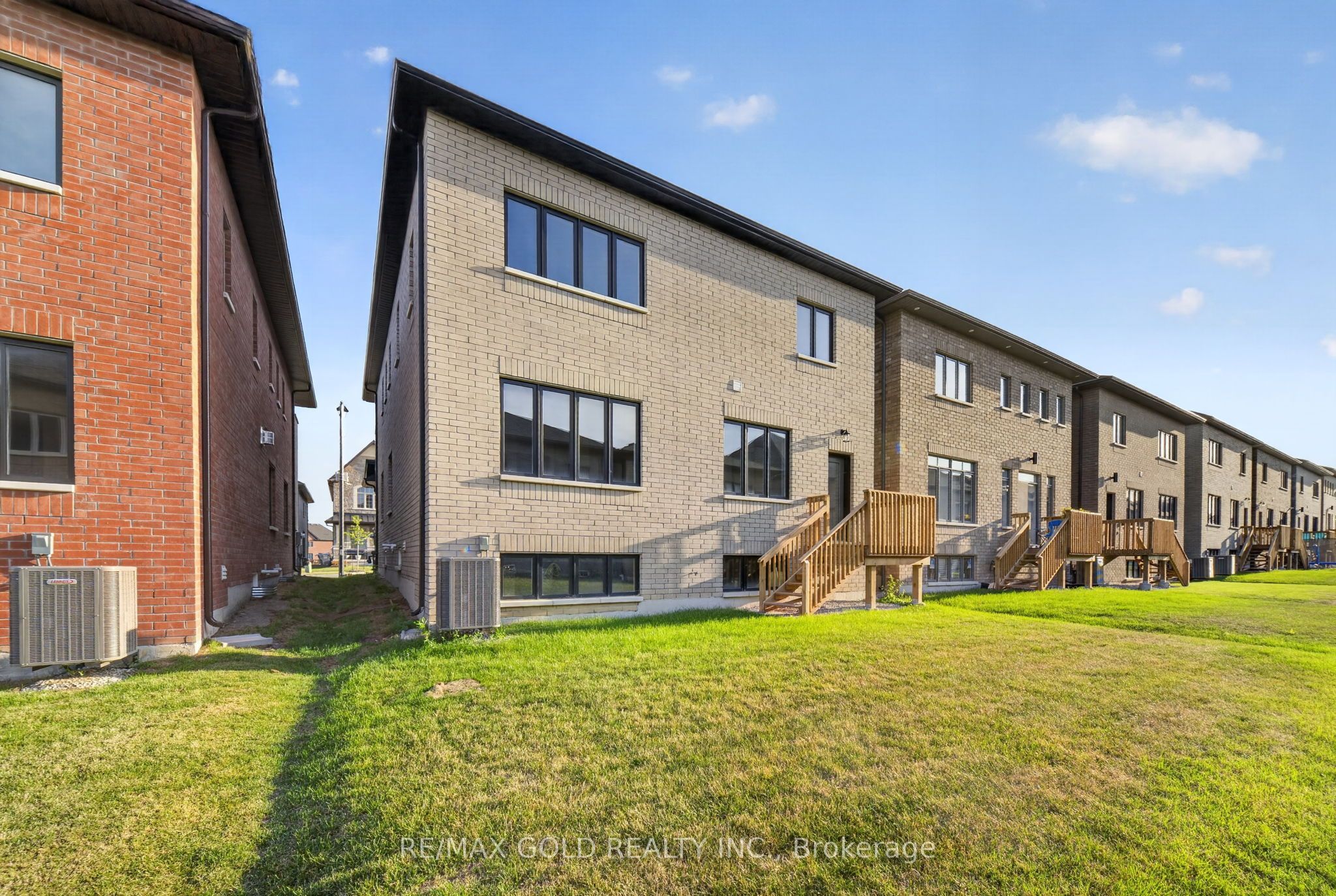 11 Keyworth Crescent Property Photo 44