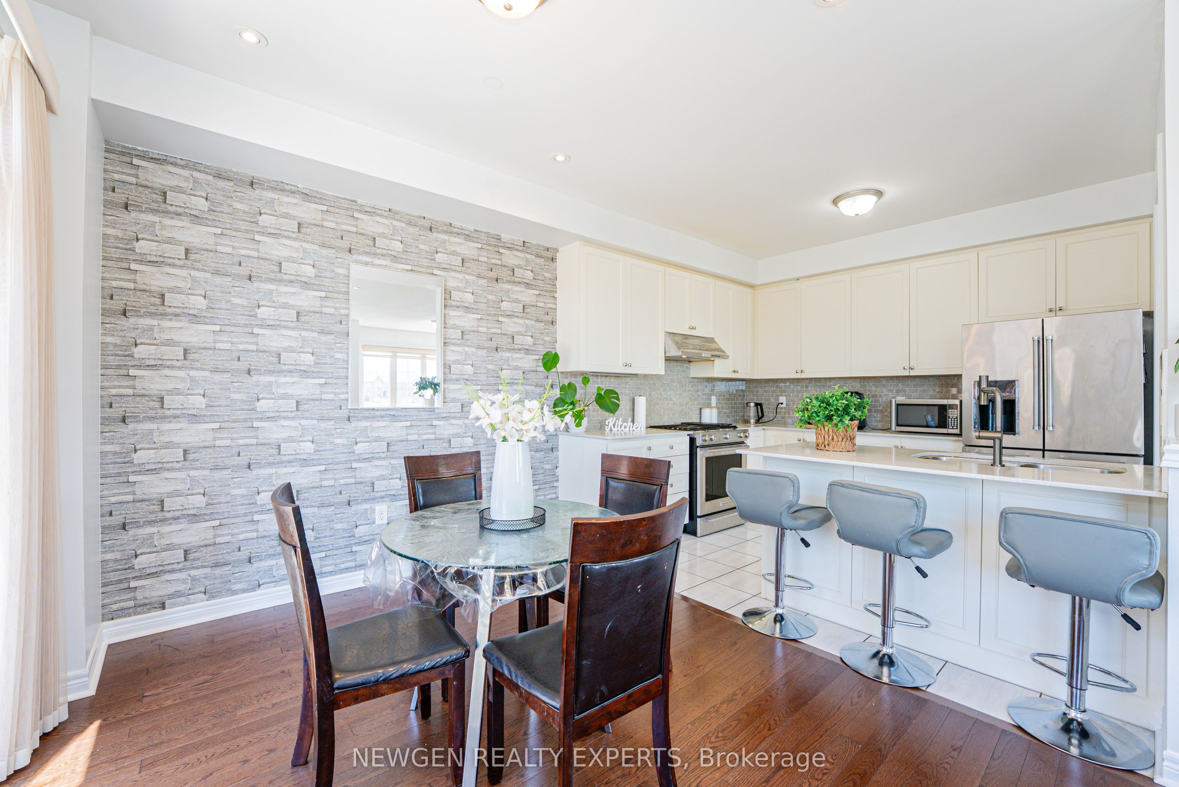 2 Rangemore Road Property Photo 15