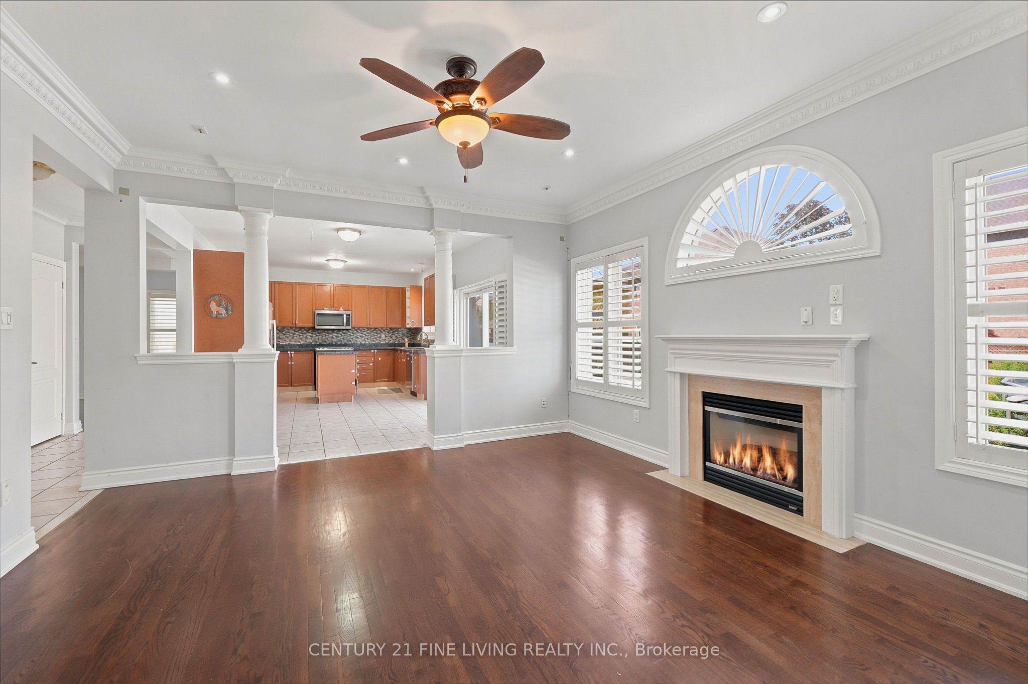 38 Eiffel Boulevard Property Photo 11