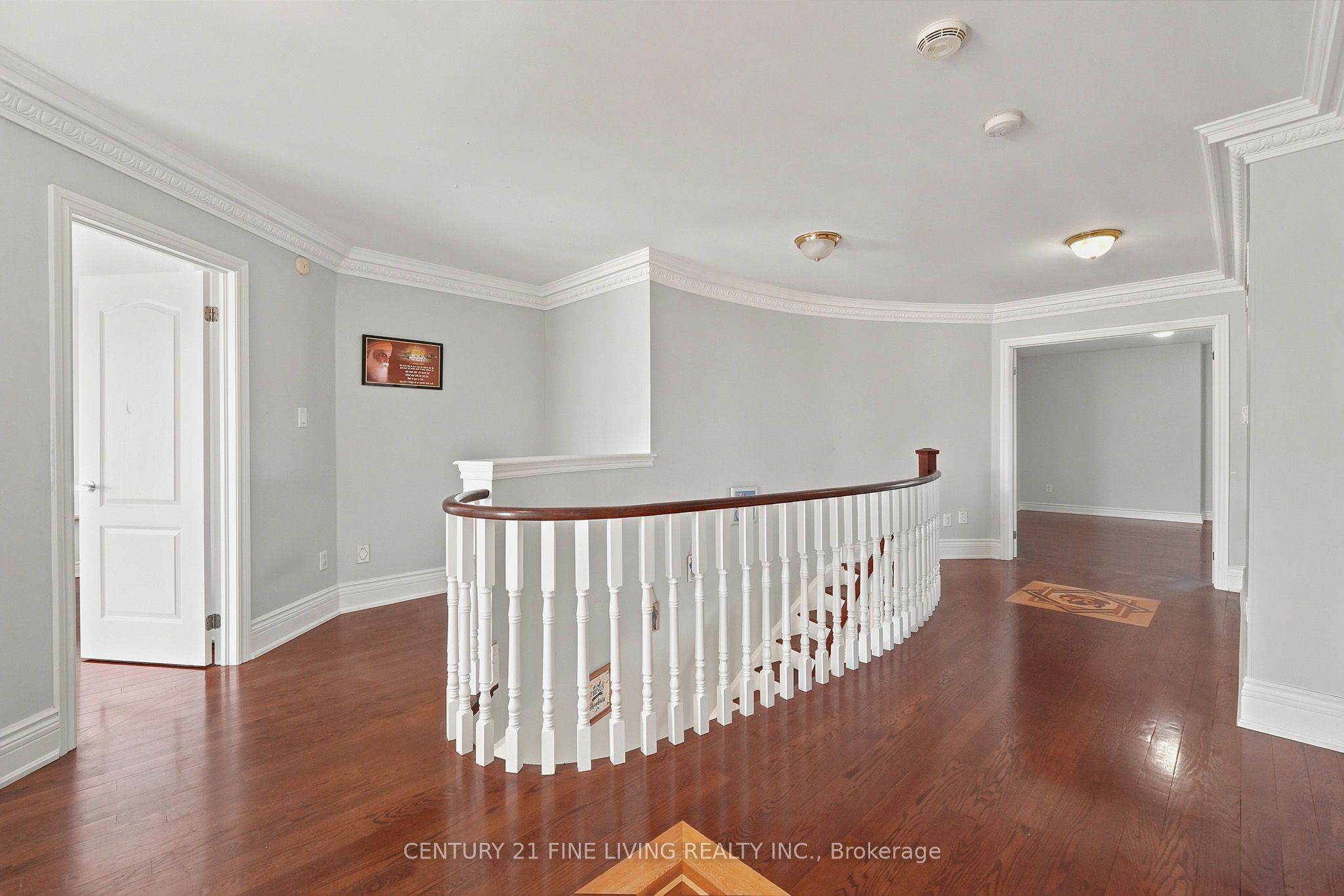 38 Eiffel Boulevard Property Photo 18