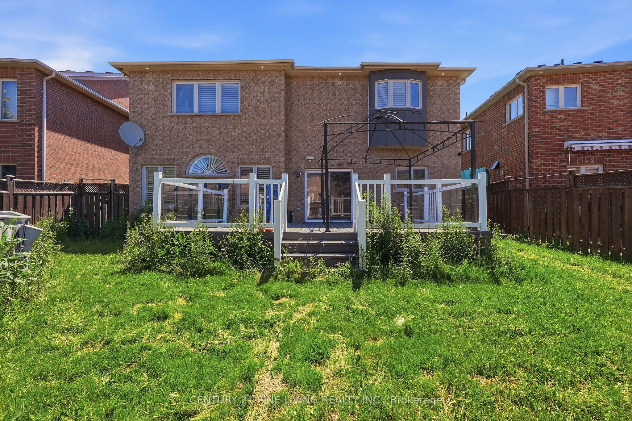 38 Eiffel Boulevard Property Photo 37