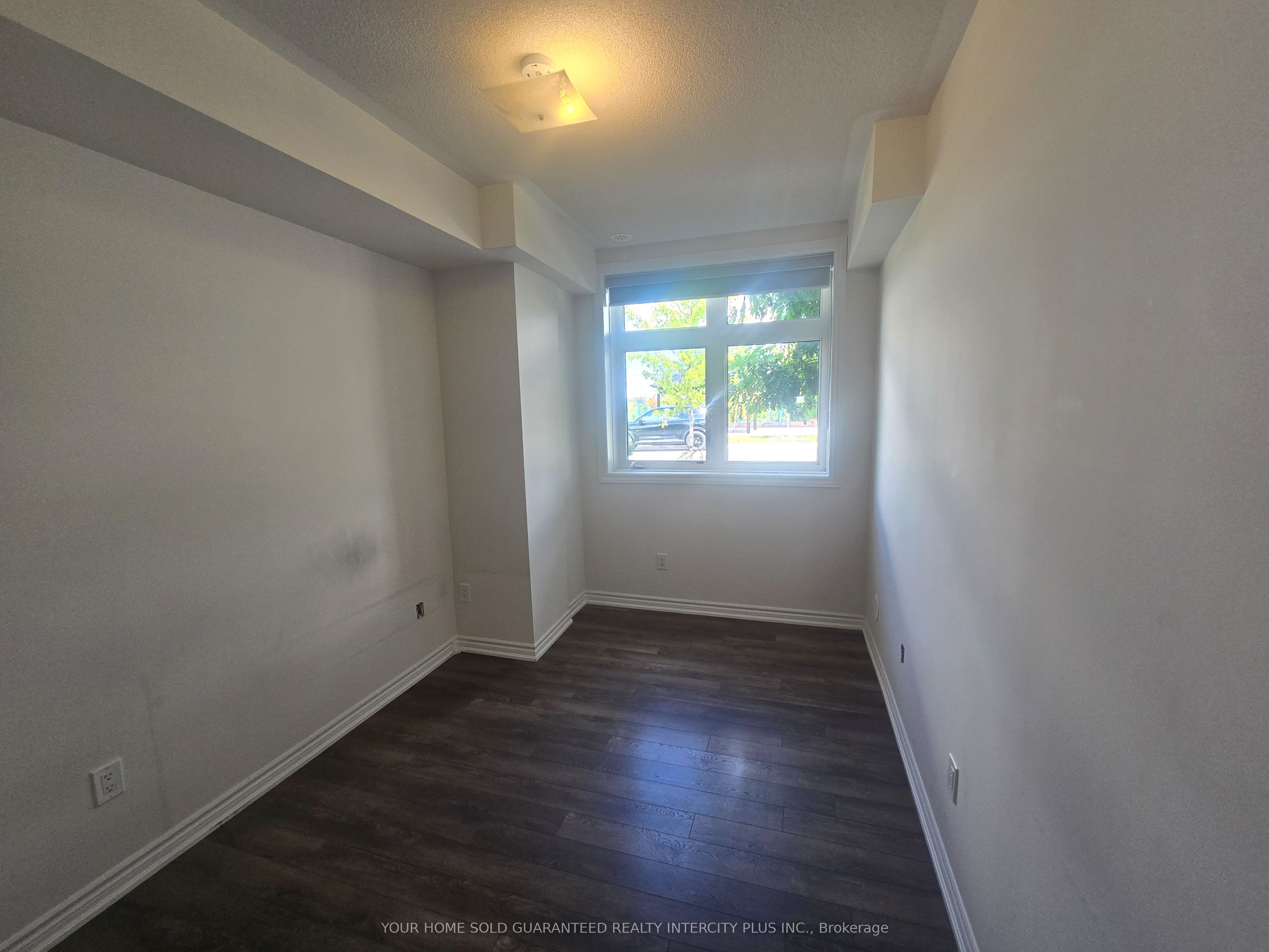60 Halliford Place 702 Property Photo 6