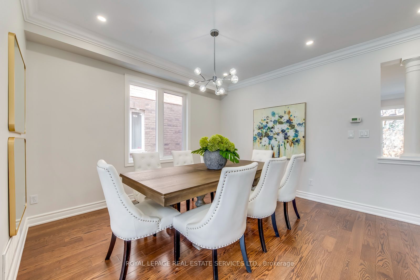 303 Burloak Drive Property Photo 11