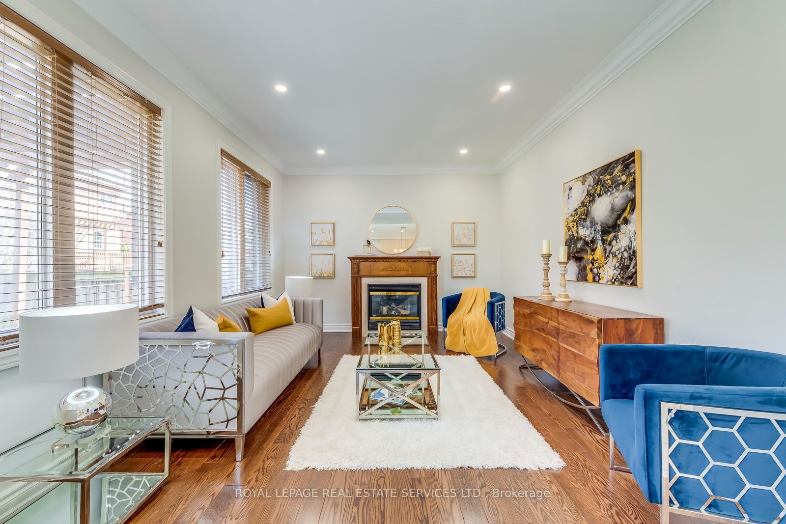 303 Burloak Drive Property Photo 14