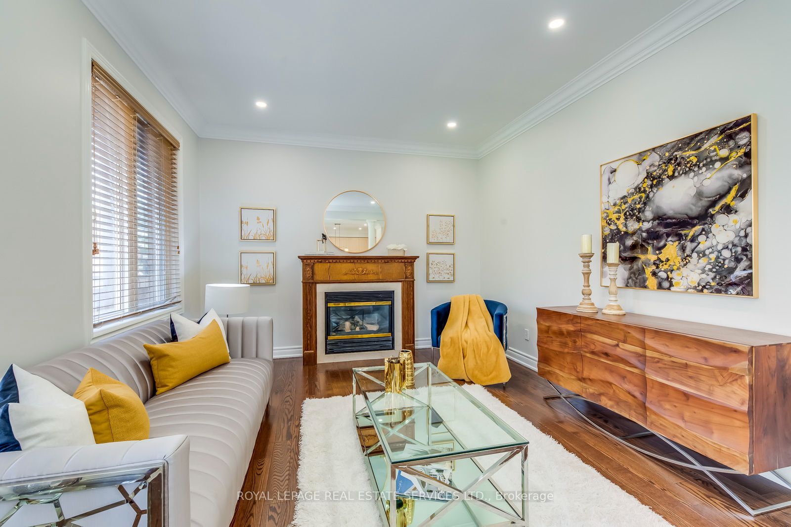 303 Burloak Drive Property Photo 16