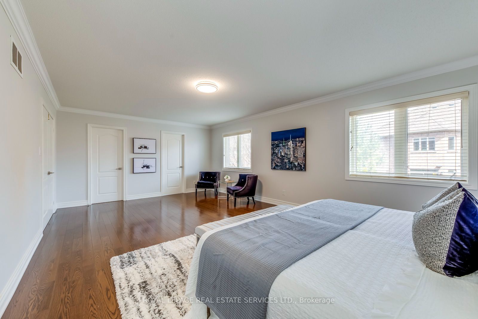 303 Burloak Drive Property Photo 33