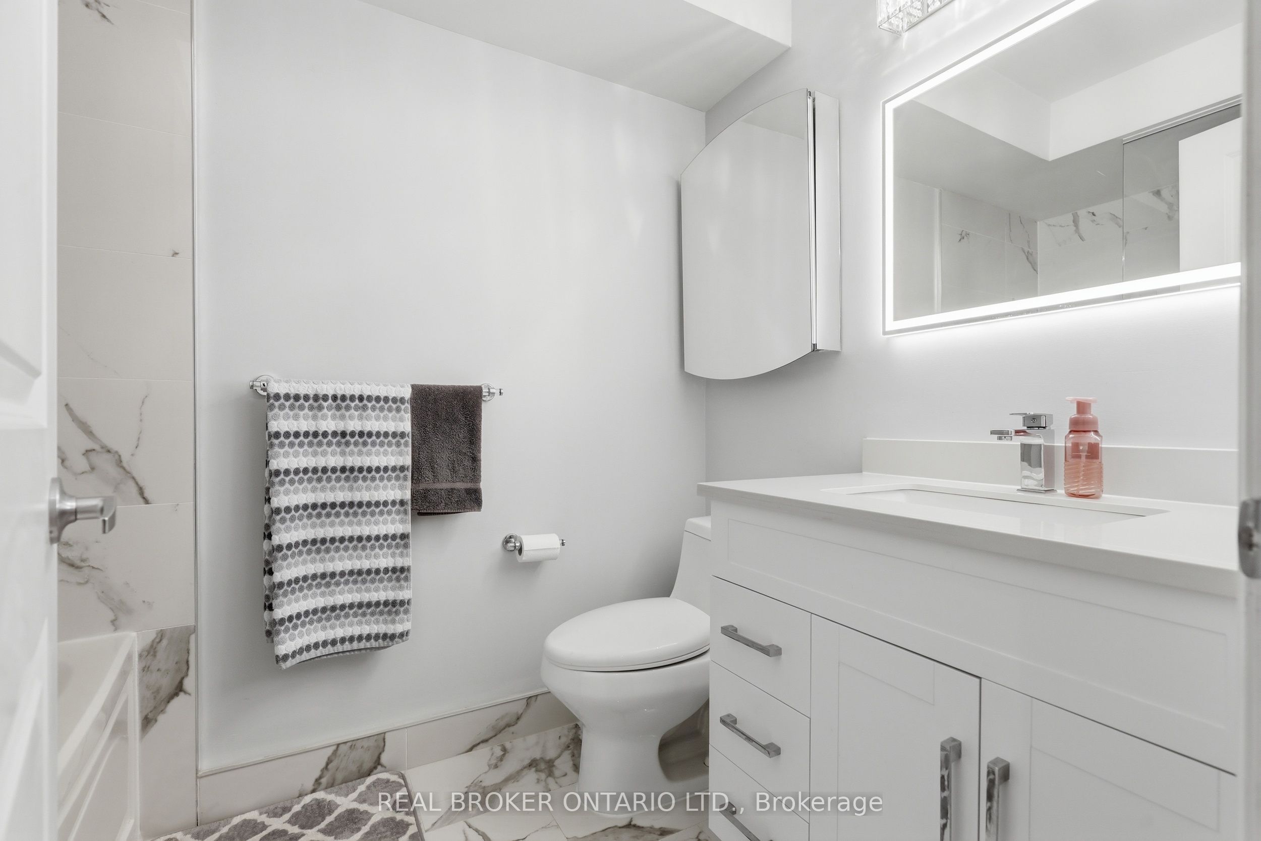 39 Lobo Mews Property Photo 19