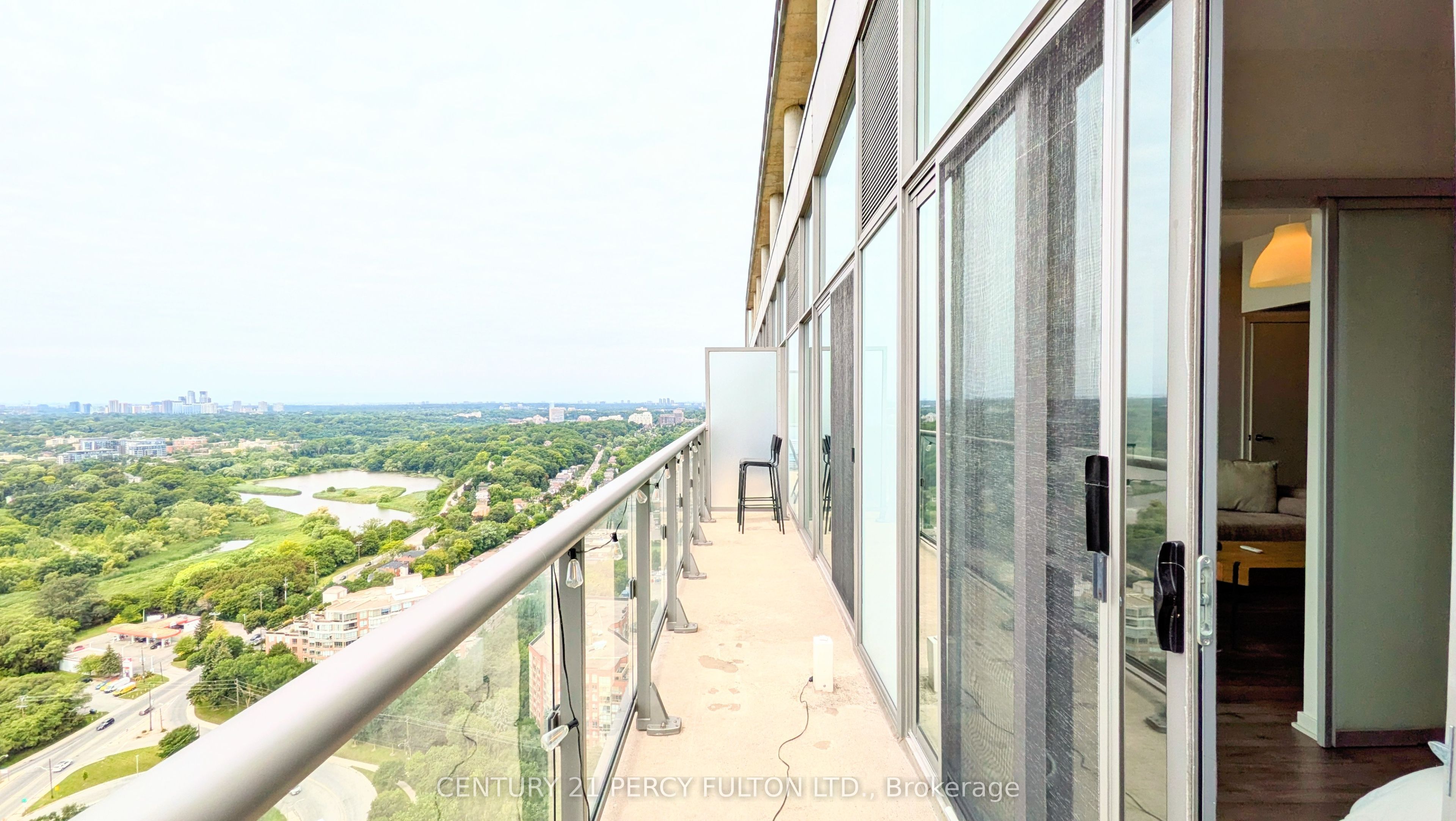 105 The Queensway 3505 Property Photo 18