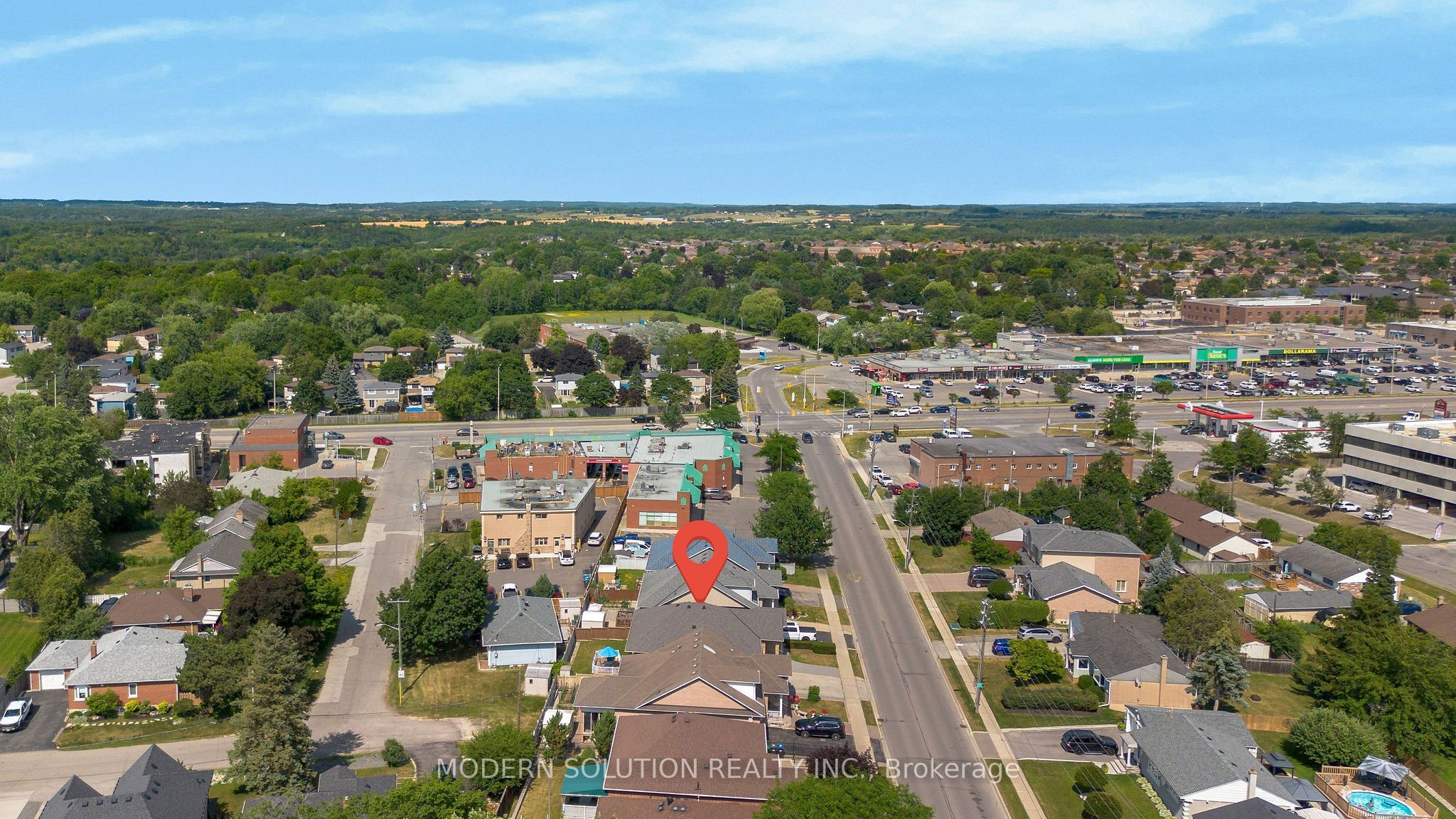 53 Ellwood Drive W Property Photo 46