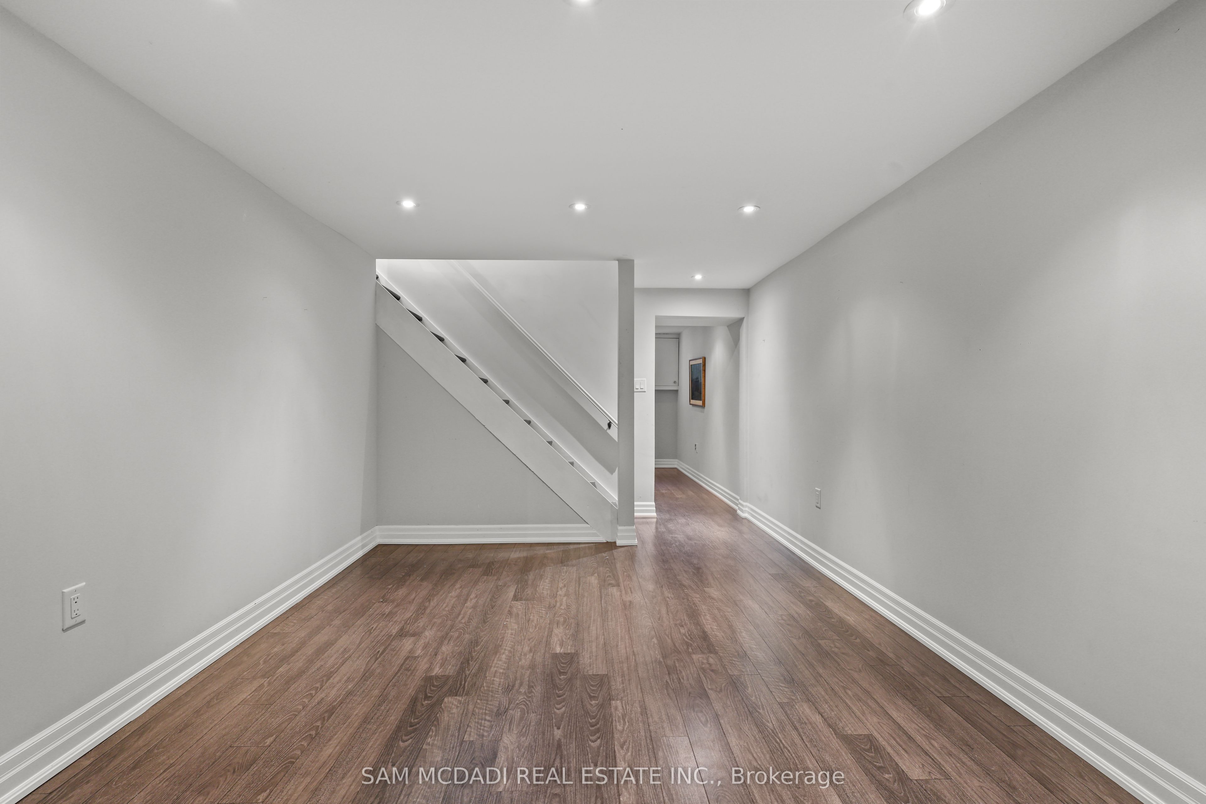 1449 Truscott Drive Property Photo 29