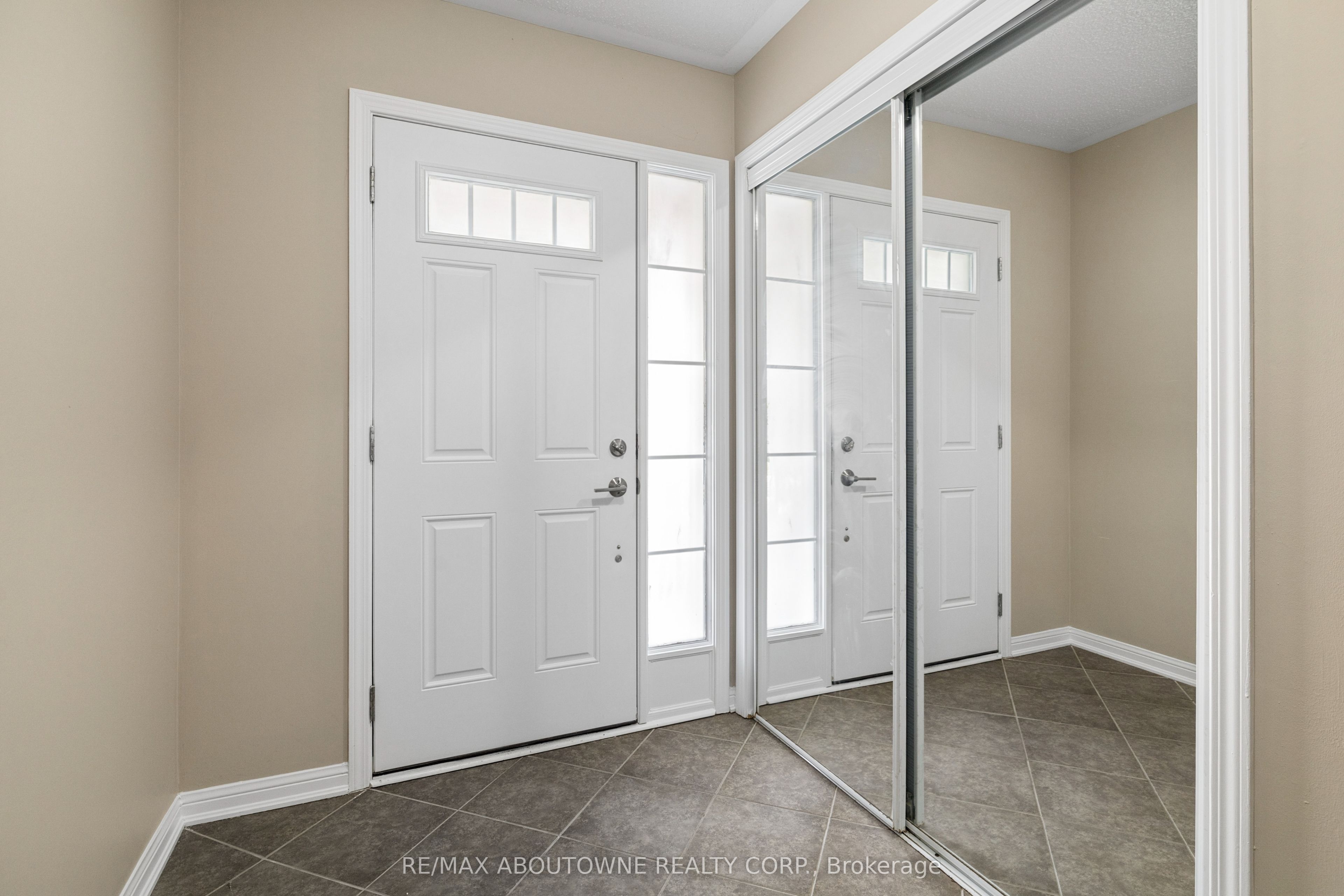 222 Septimus Heights Property Photo 4