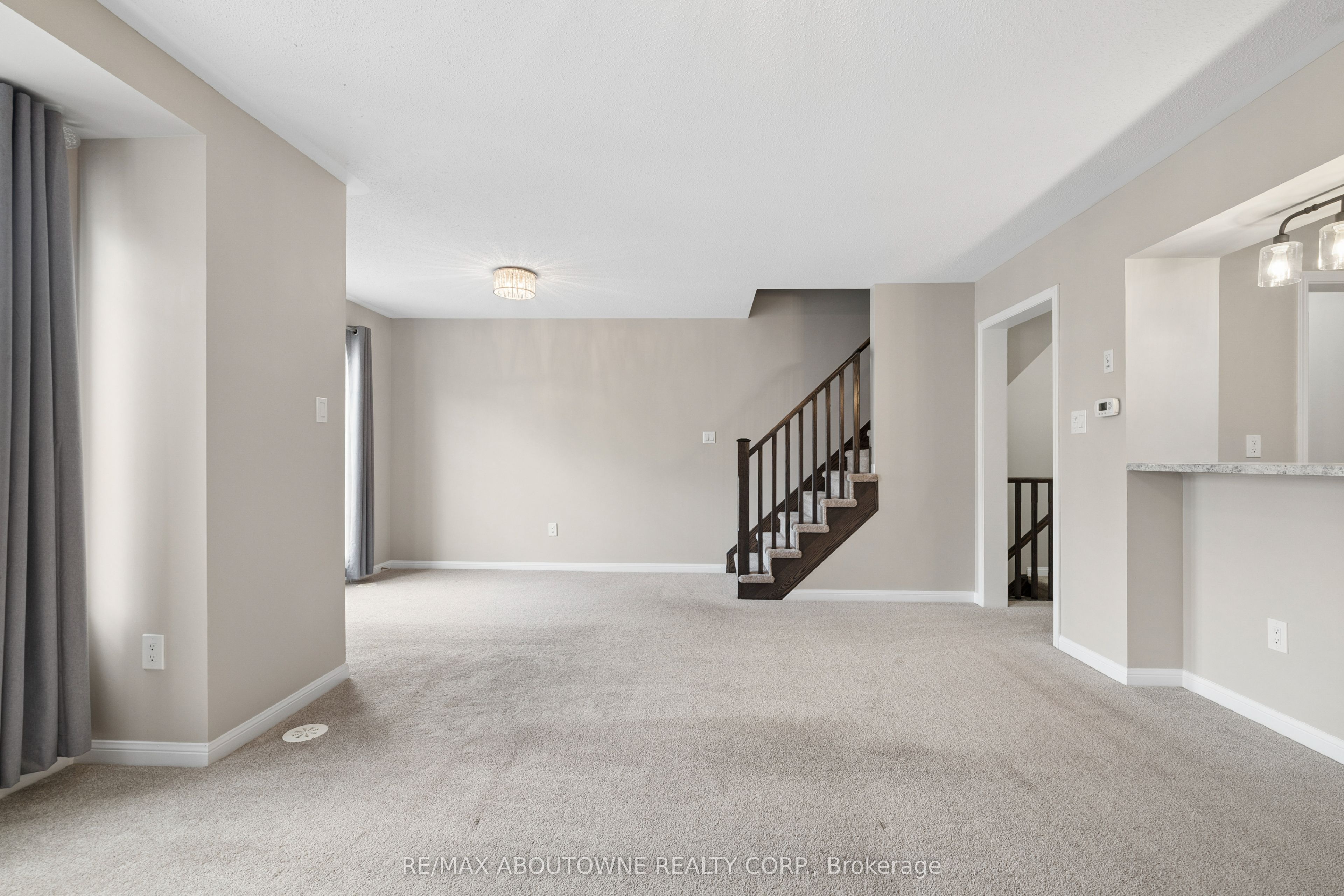 222 Septimus Heights Property Photo 11
