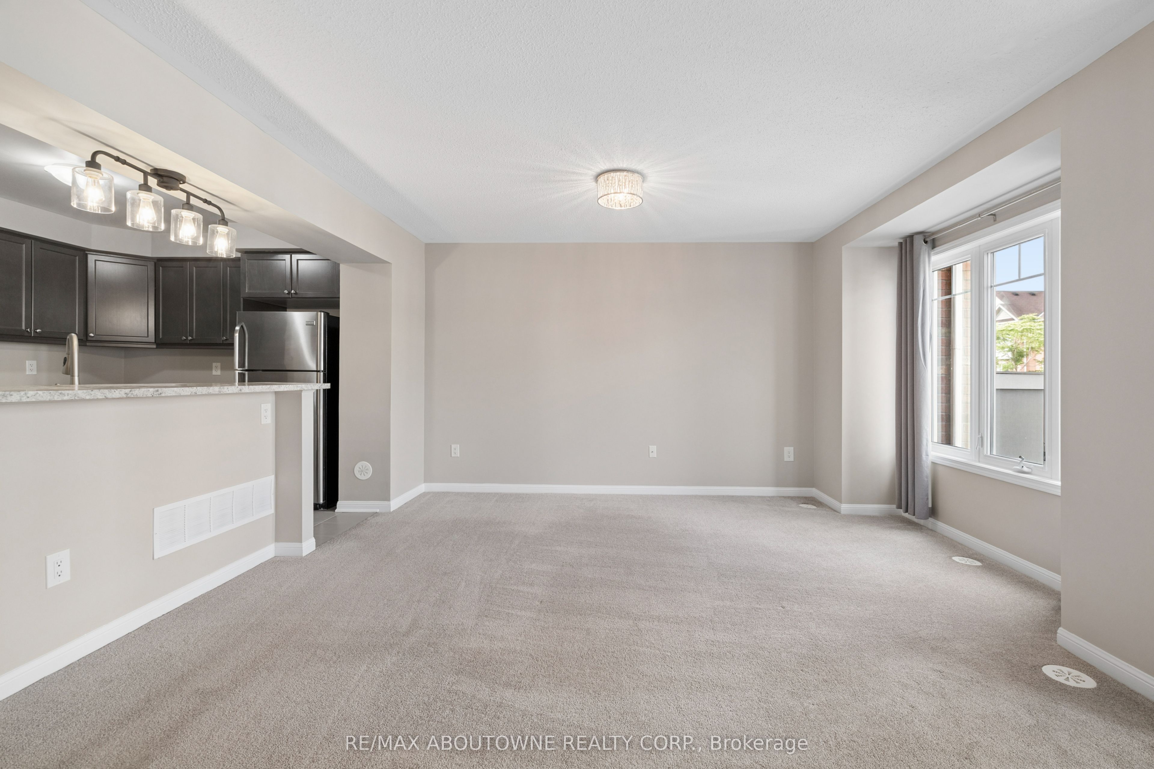 222 Septimus Heights Property Photo 15