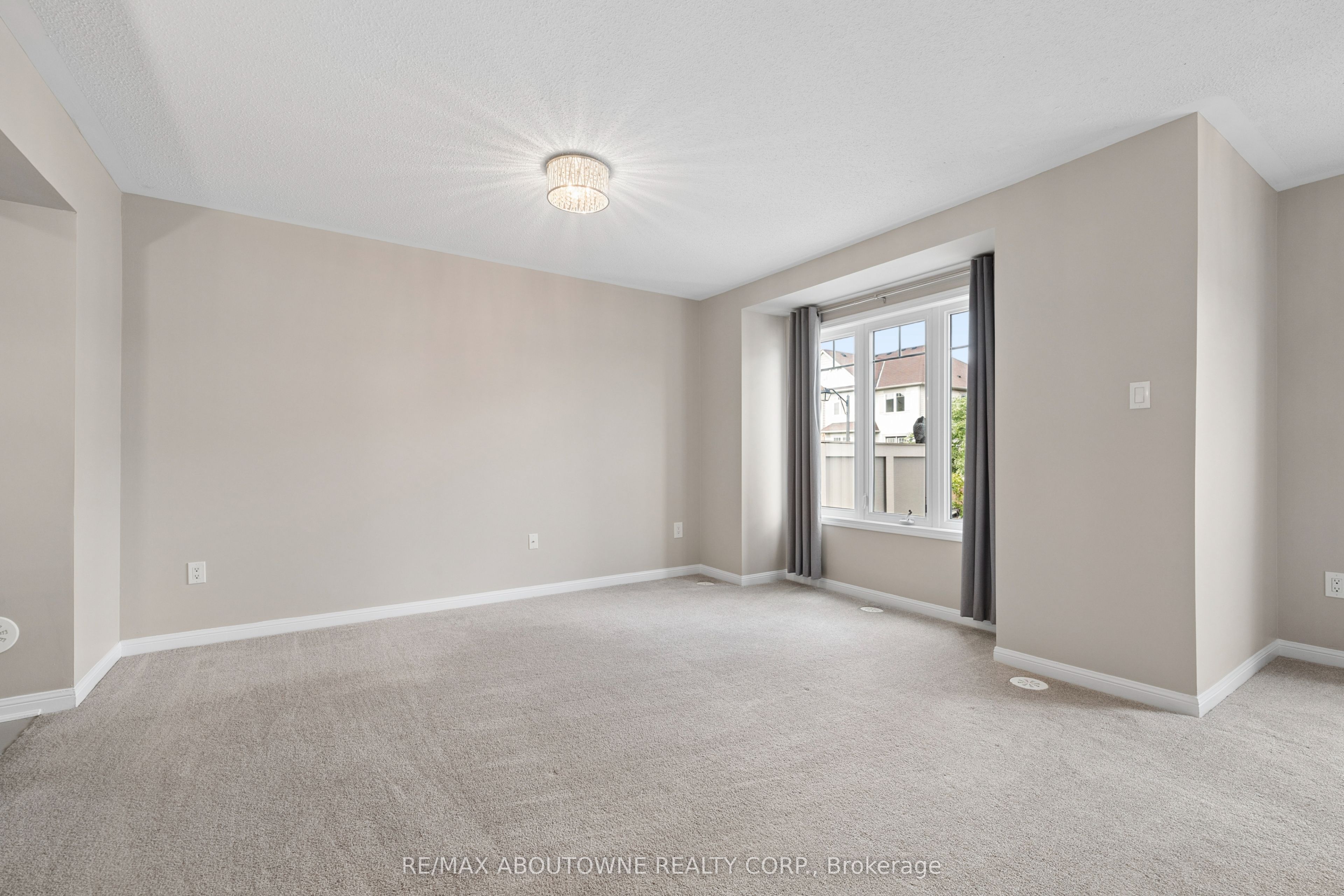 222 Septimus Heights Property Photo 16