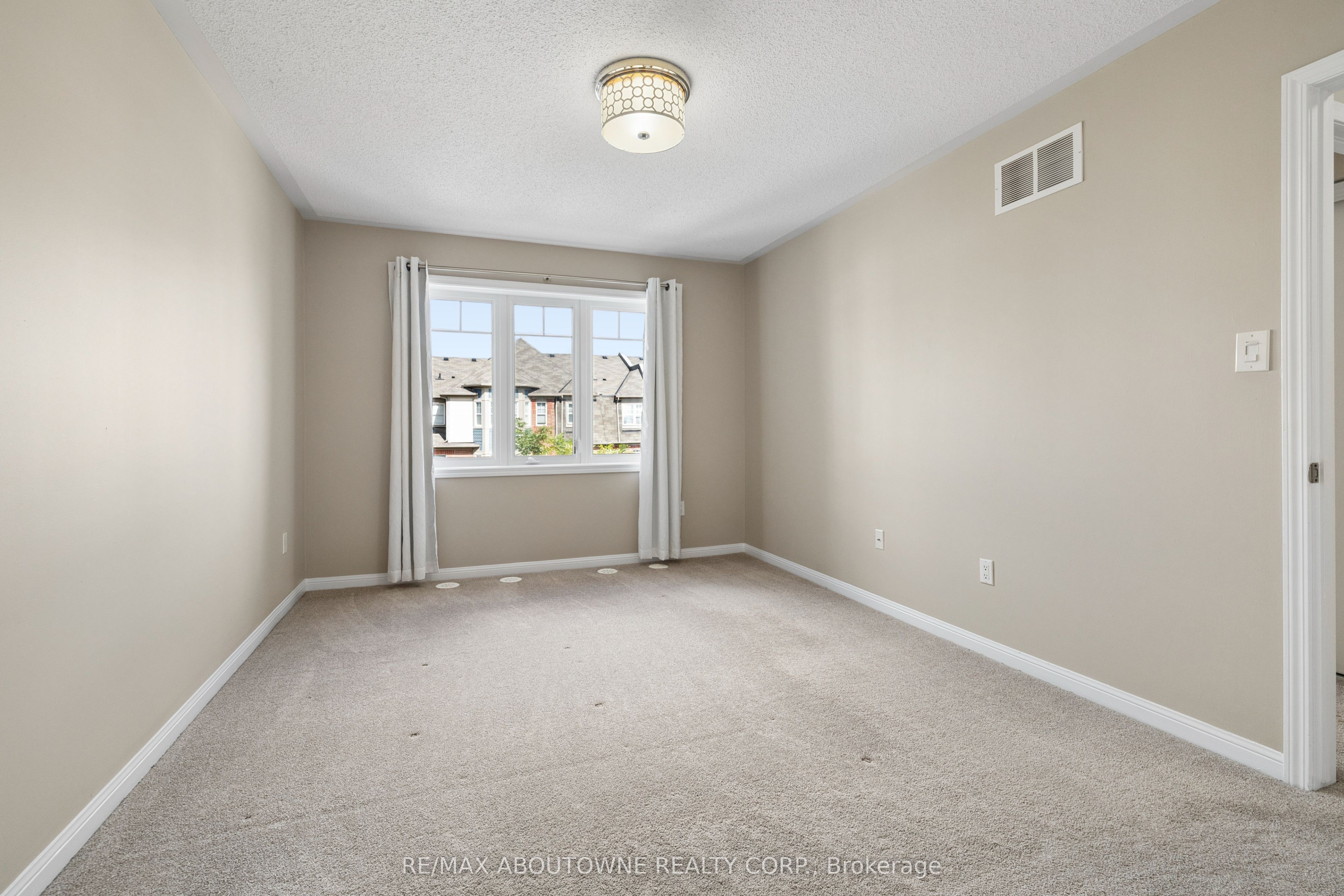222 Septimus Heights Property Photo 36