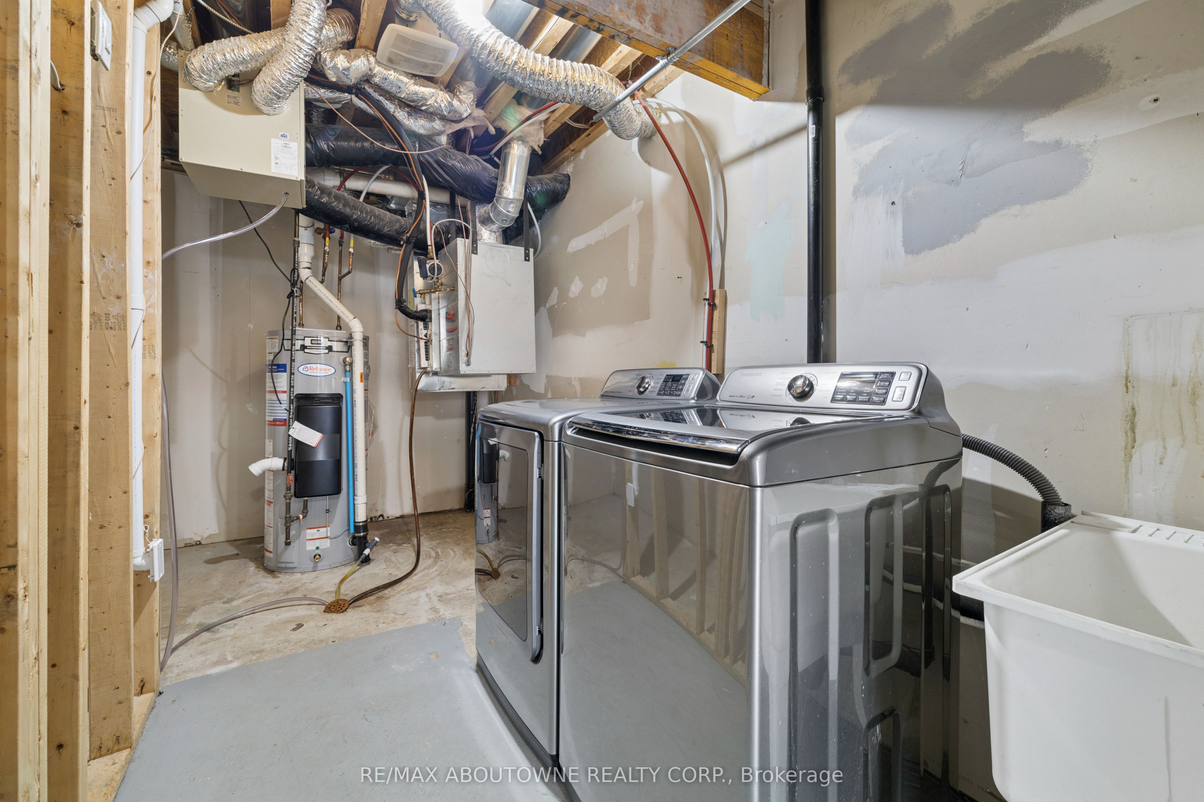 222 Septimus Heights Property Photo 45