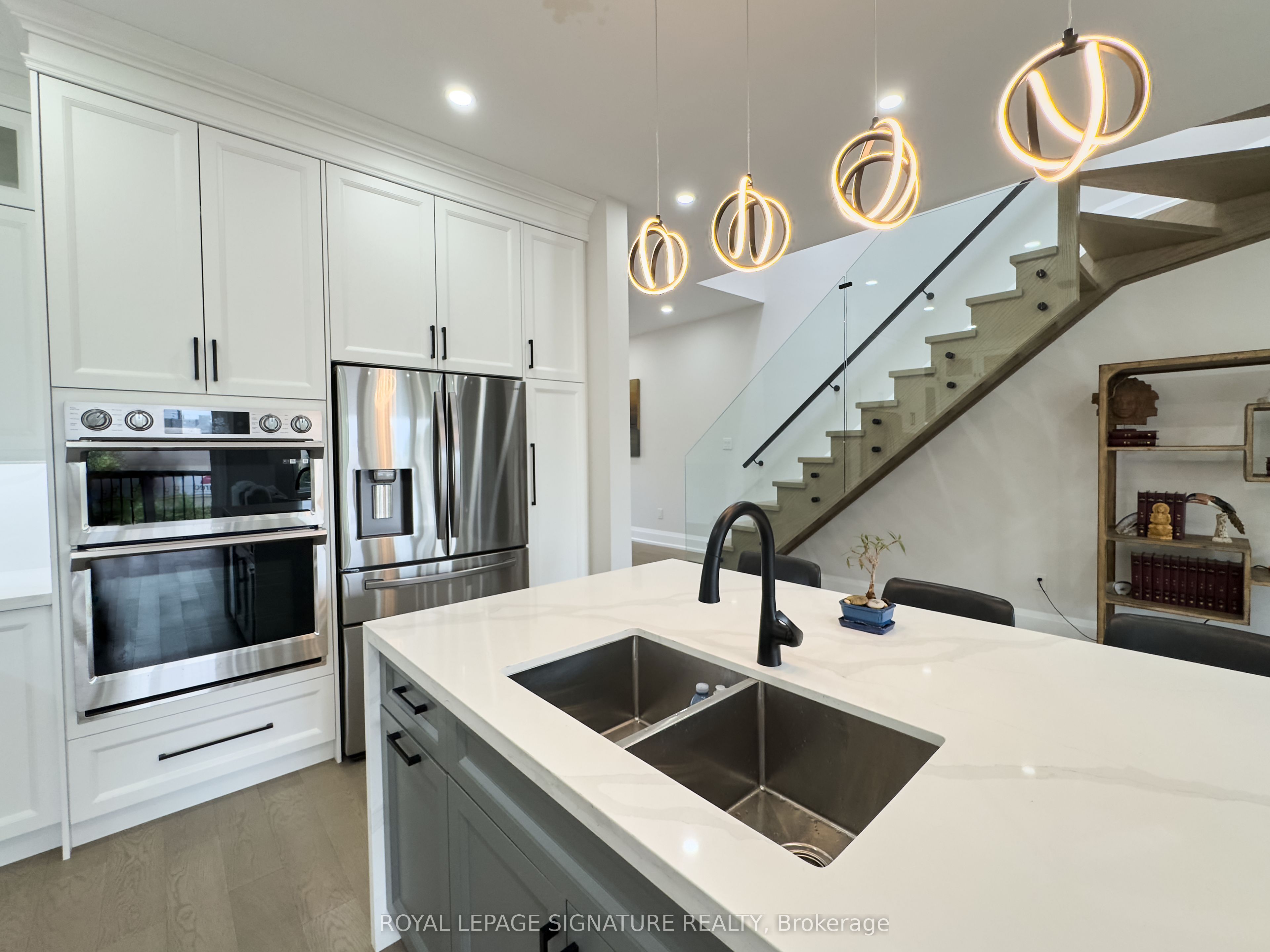 920 Fourth Street Property Photo 4