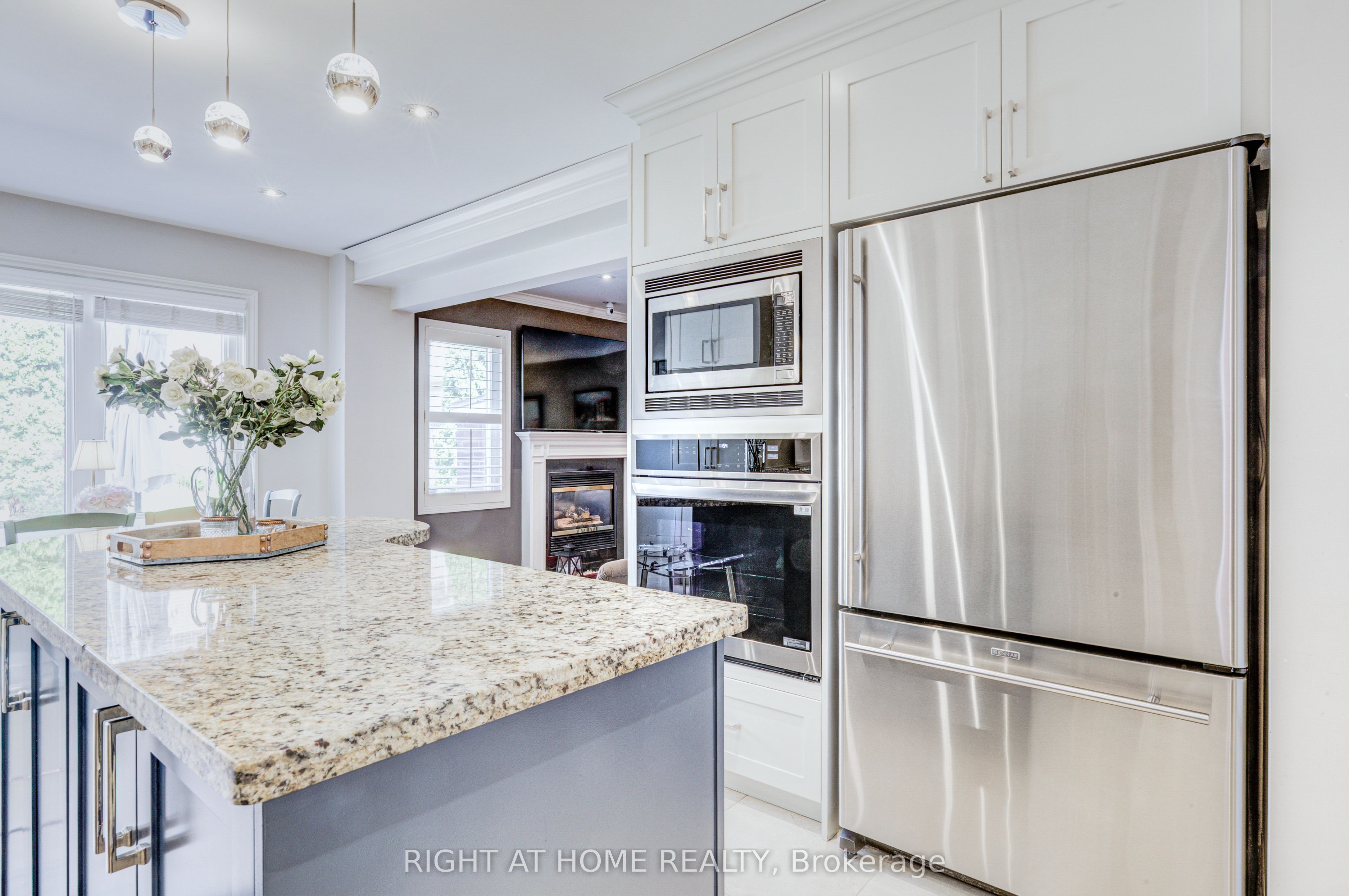 241 Lexington Road Property Photo 6