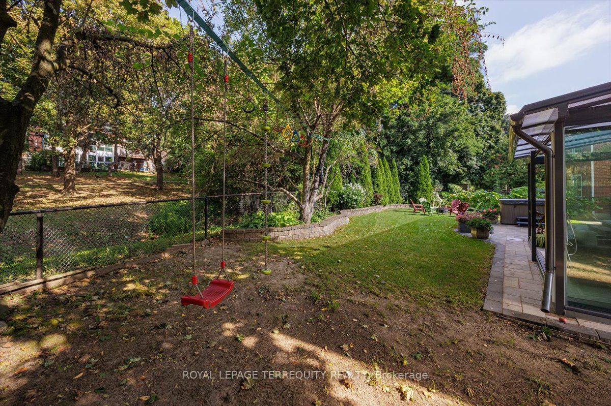 1207 Dogwood Crescent Property Photo 43