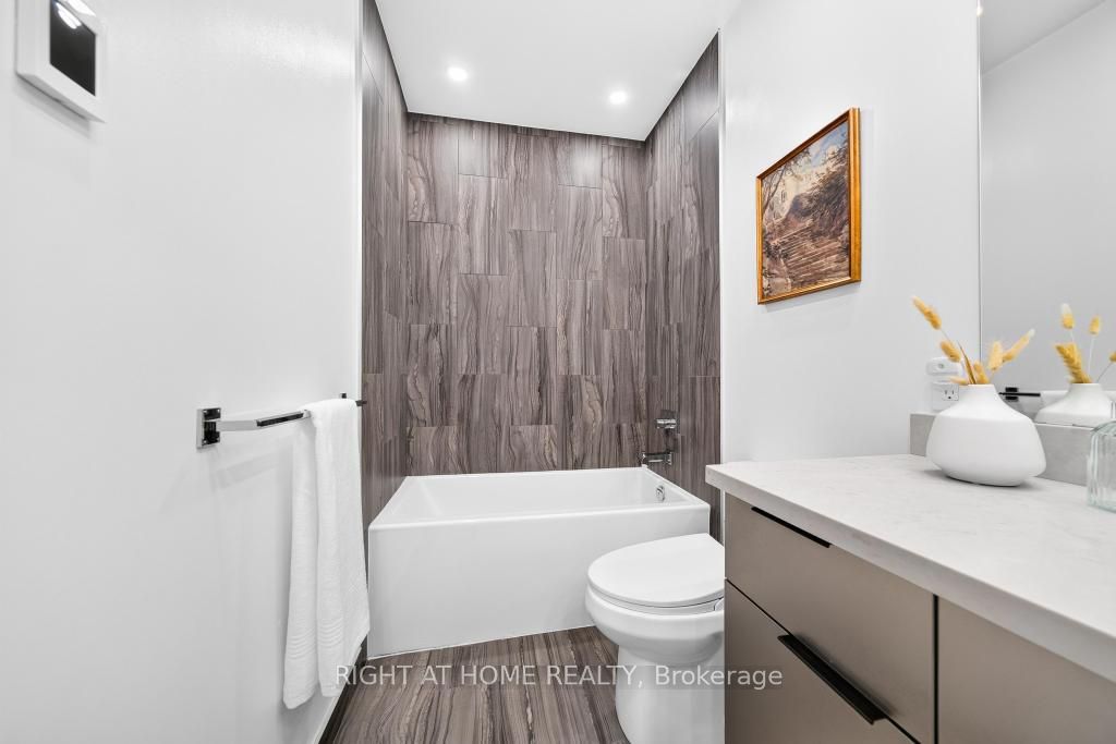 2007 James Street 2002 Property Photo 38