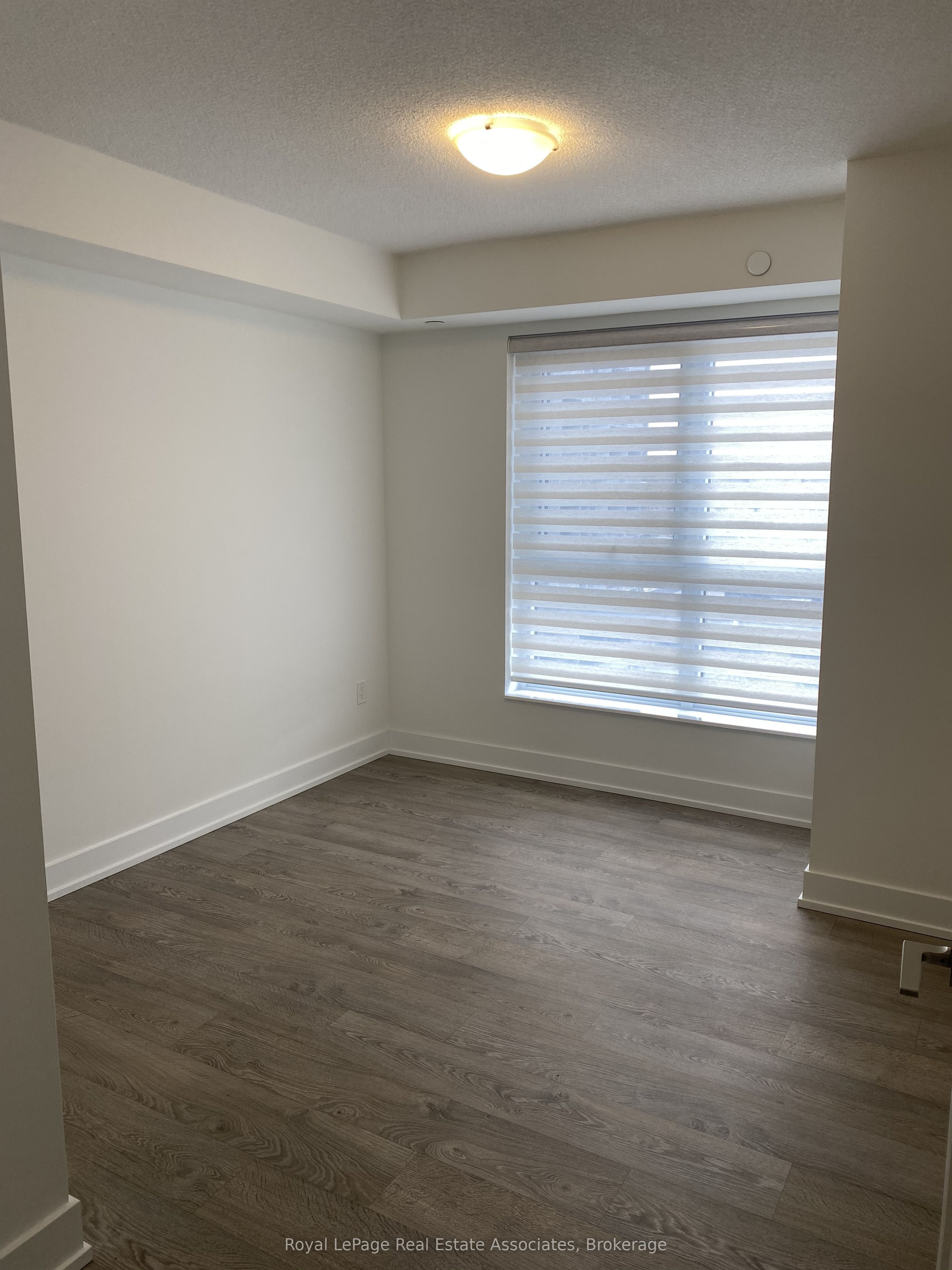 7 Mabelle Avenue 603 Property Photo 8