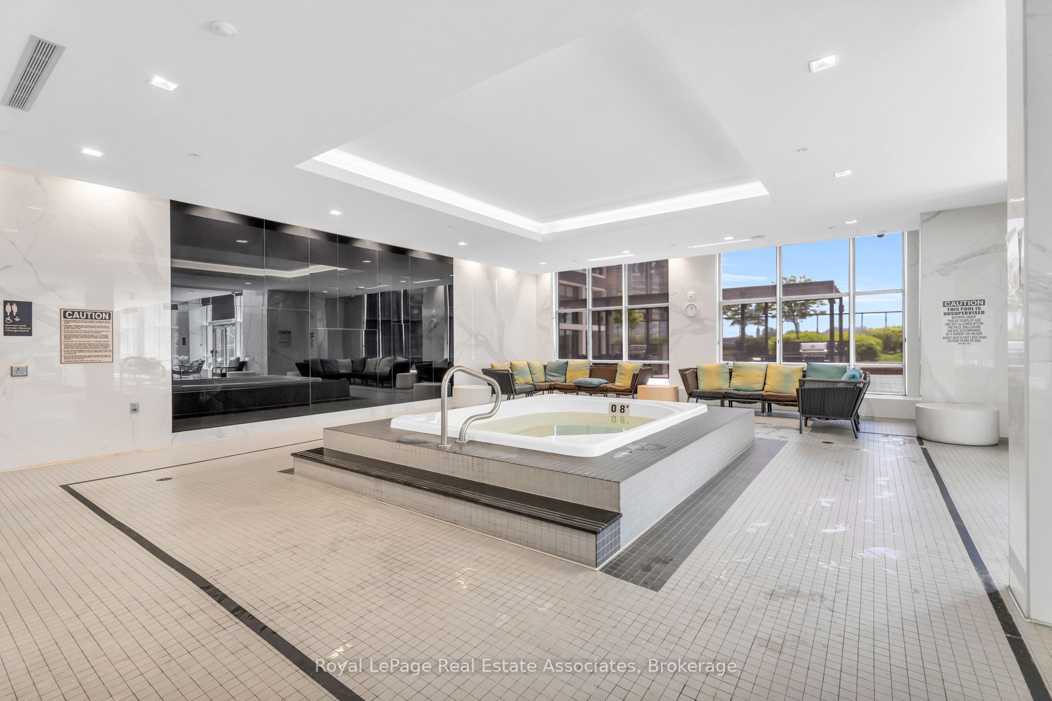 7 Mabelle Avenue 603 Property Photo 12