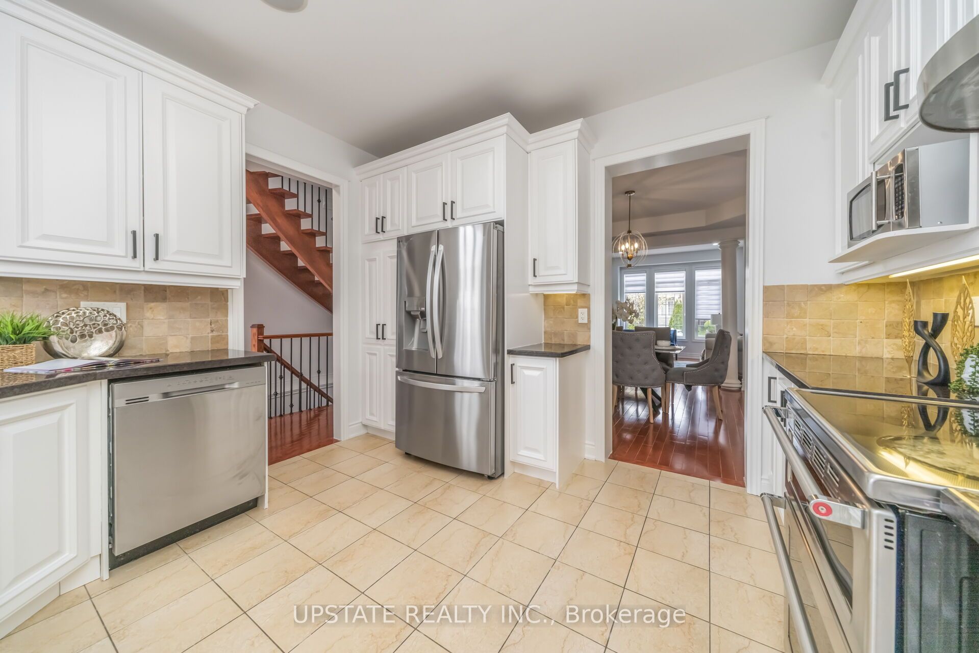 19 Eaglesprings Crescent Property Photo 17