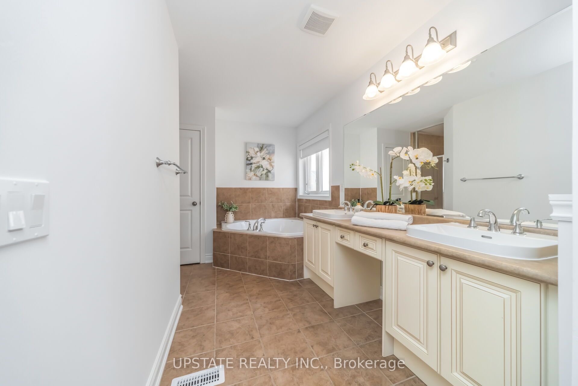 19 Eaglesprings Crescent Property Photo 30