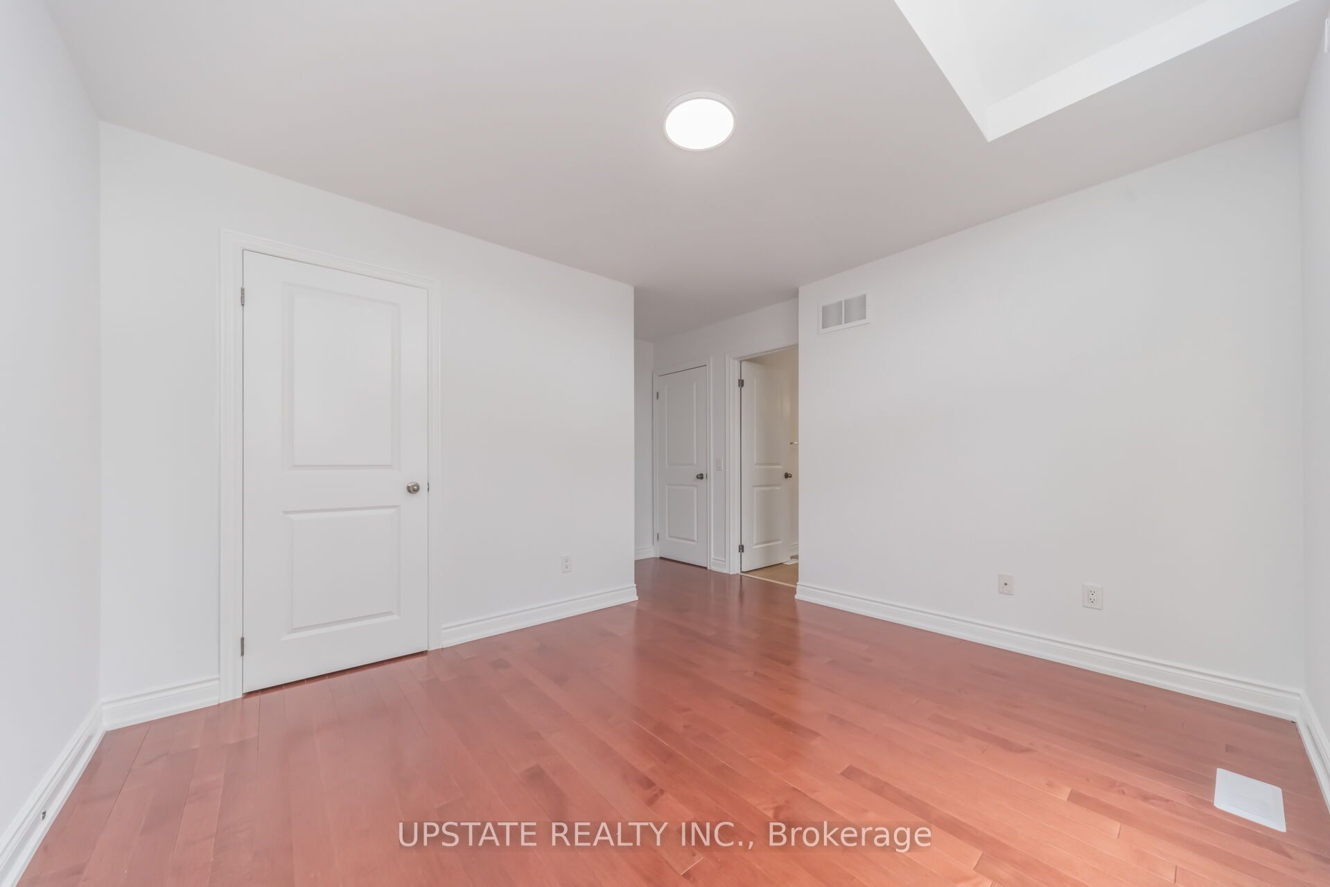 19 Eaglesprings Crescent Property Photo 37
