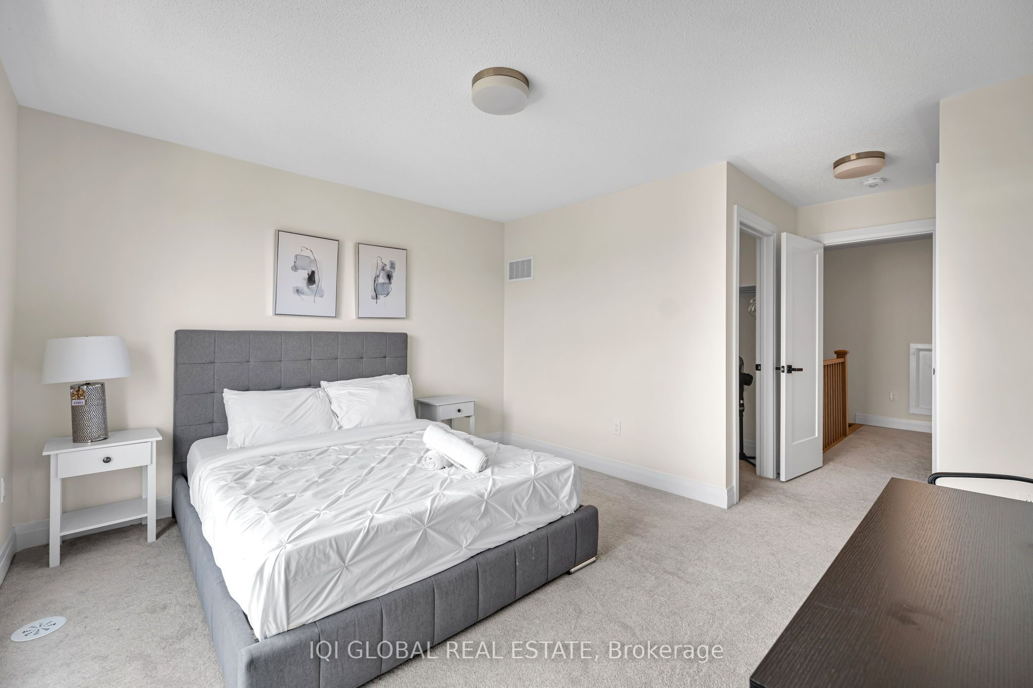 66 Settlers Road E Property Photo 29